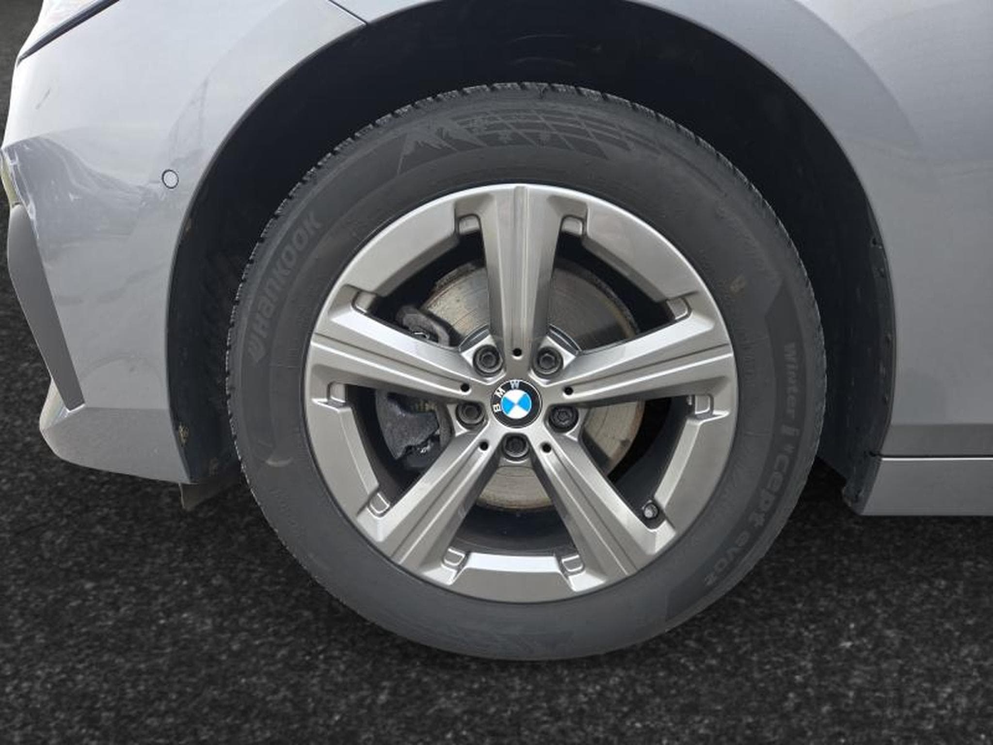 BMW 218 Active Tourer / Essence (2023) - Photo 9