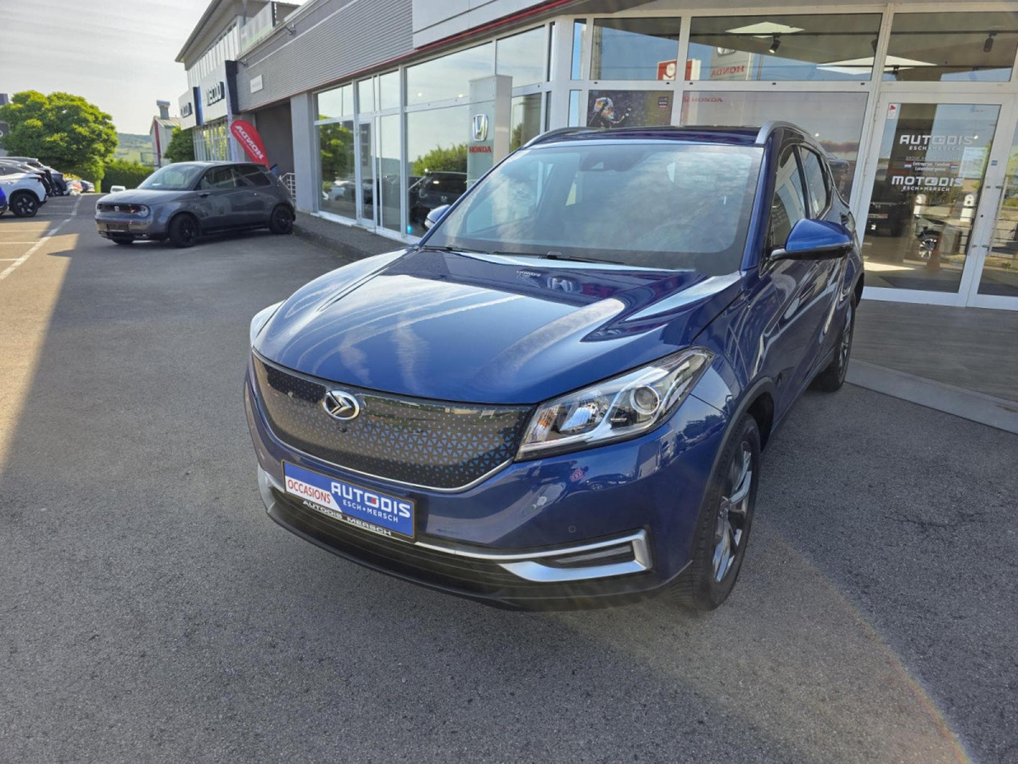 Seres #3 EV PREMIUM (2024) - Photo 2