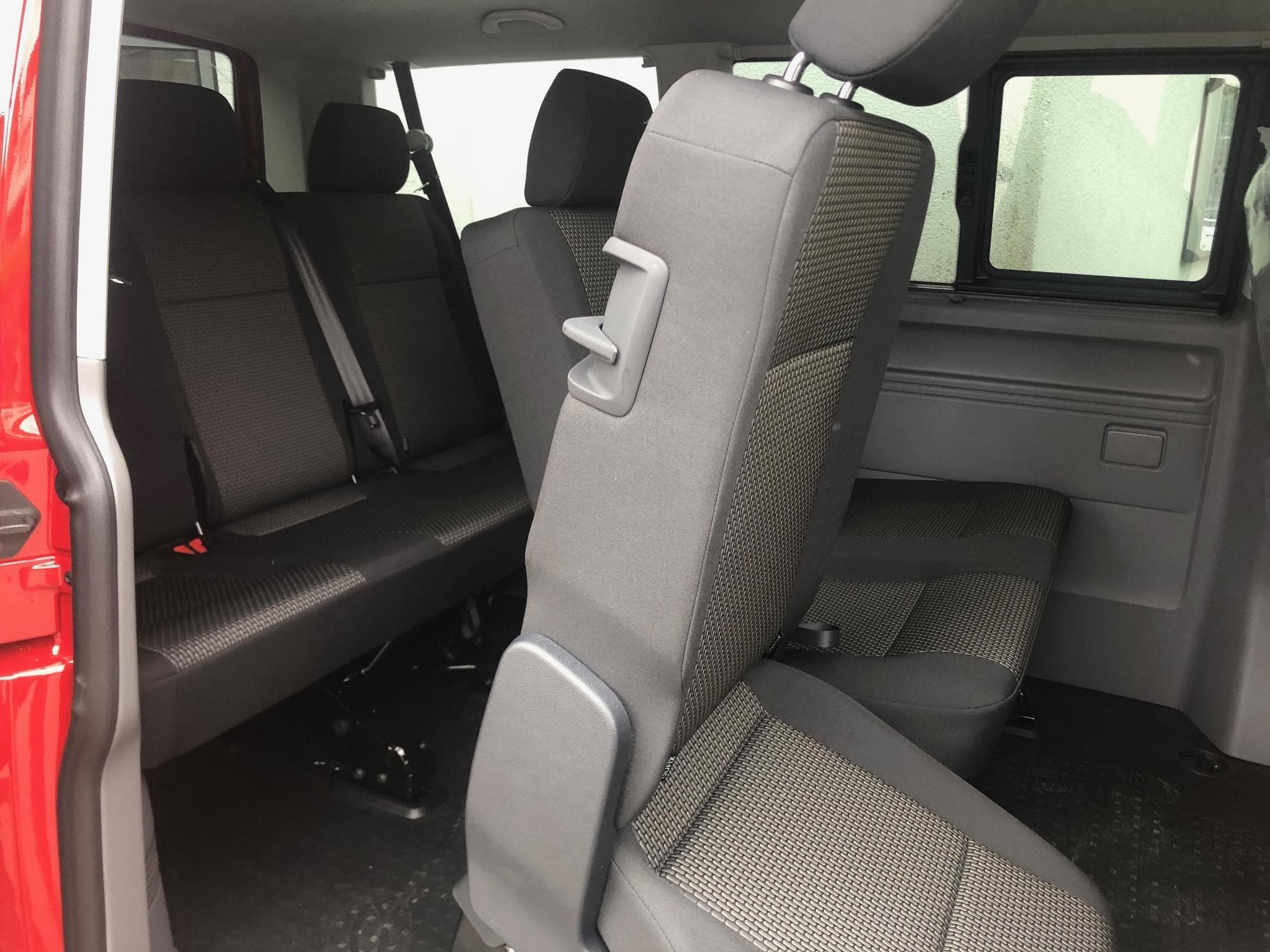 VW Caravelle T6.1 Caravelle AHK 1 propriétaire (2024) - Photo 4