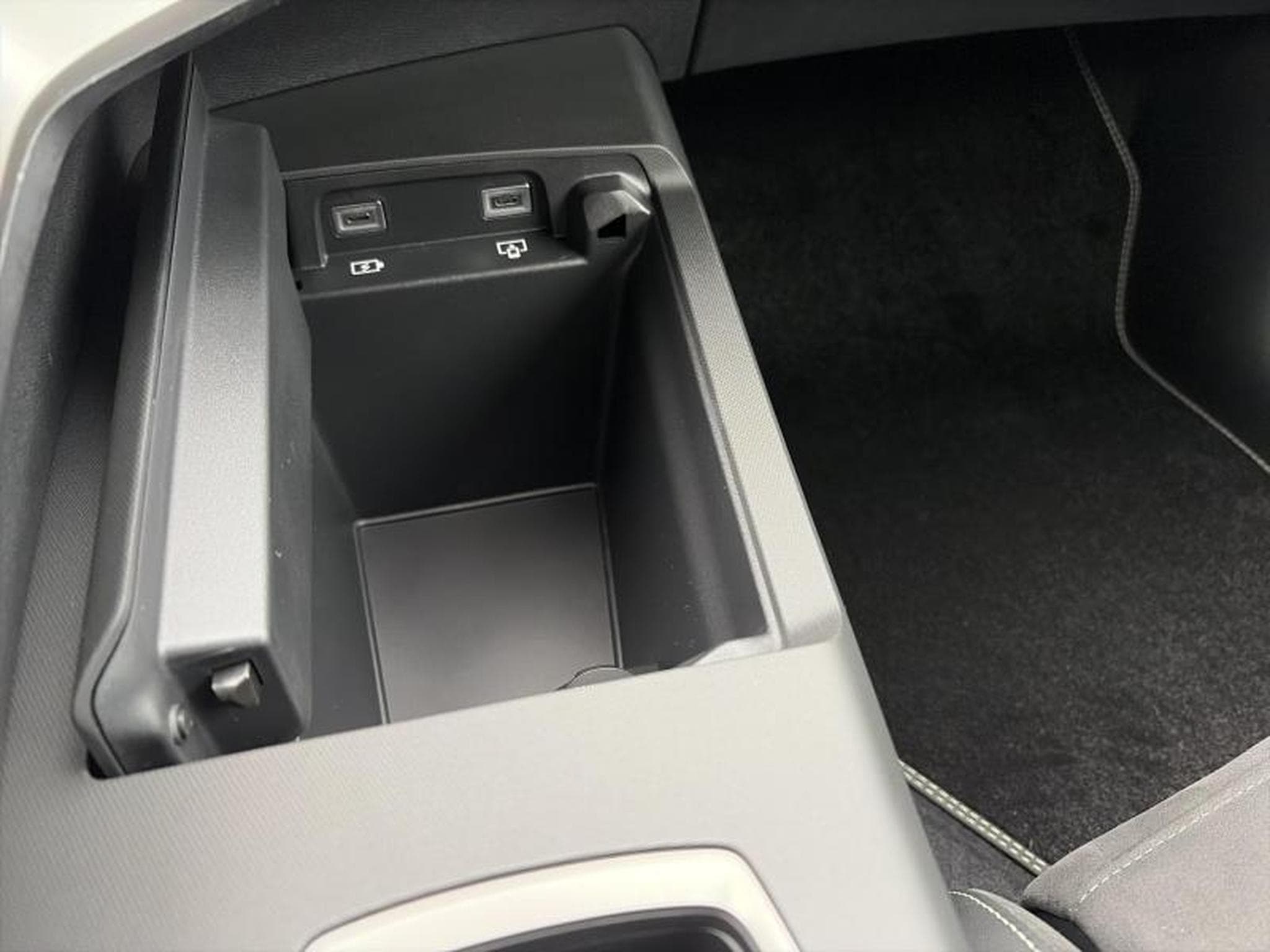 Peugeot 3008 III & e- (2026) - Photo 22