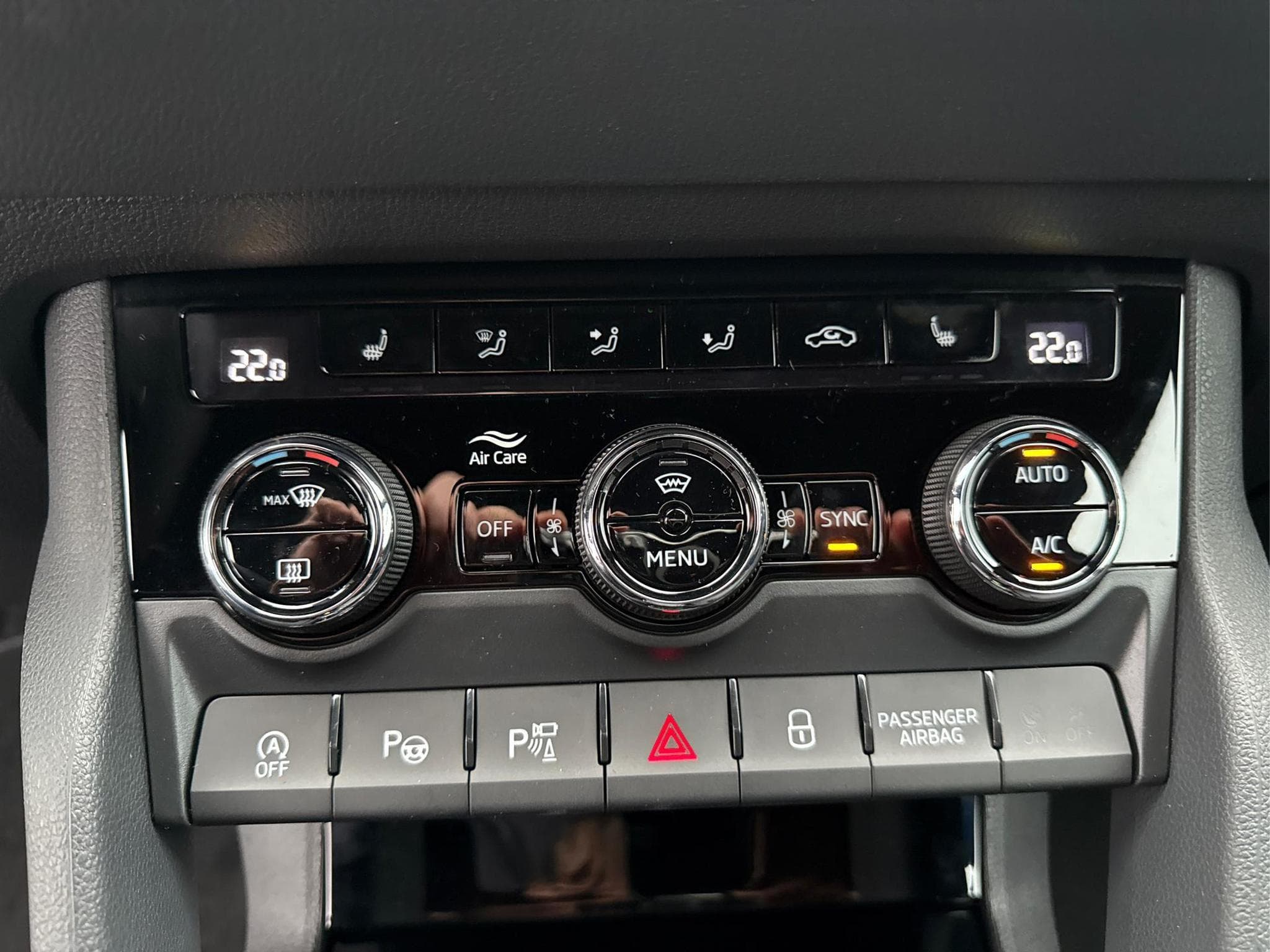 Skoda Karoq Sportline 1,5 TSI (2026) - Photo 9