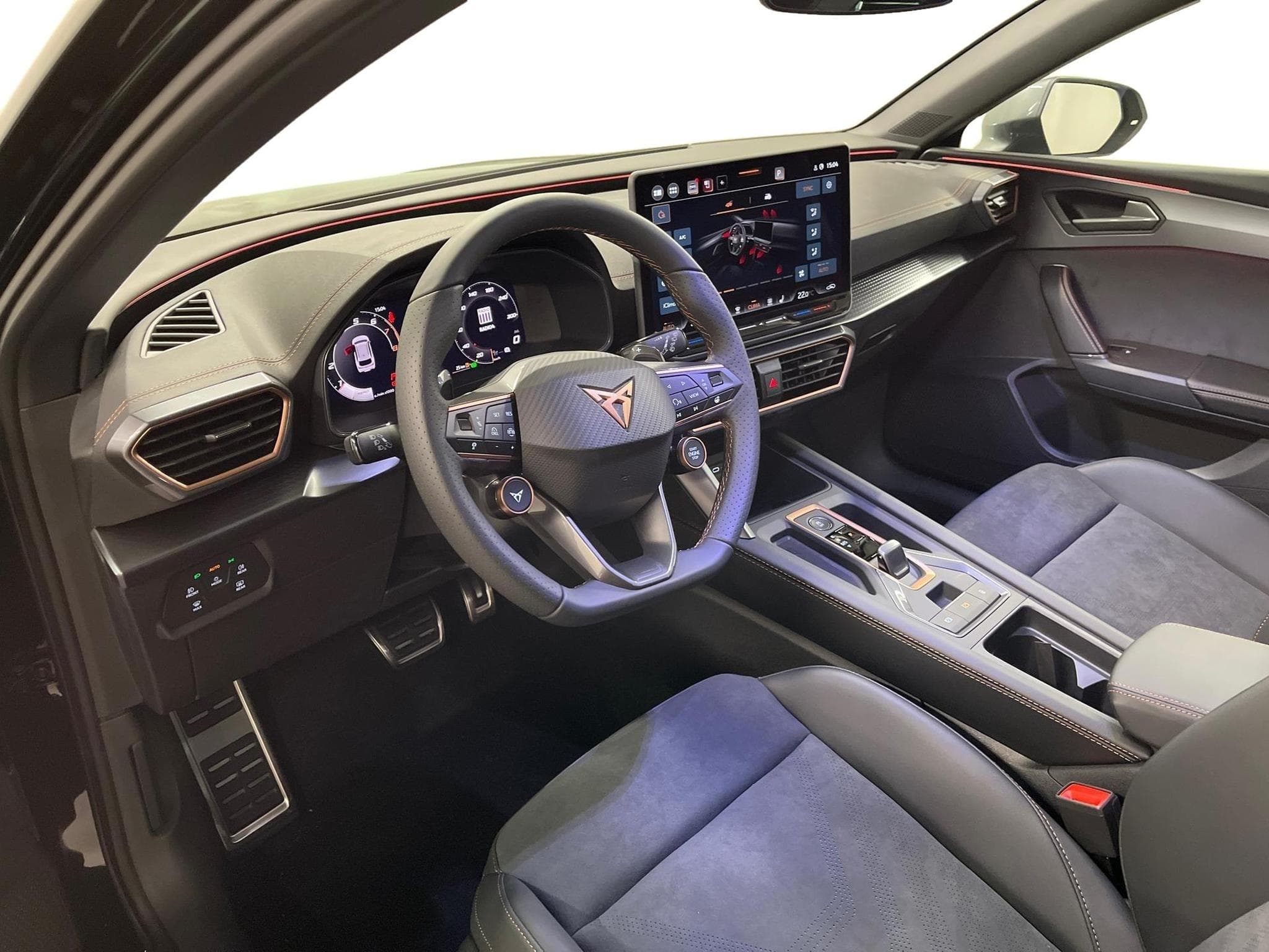 Cupra Leon VZ (2025) - Photo 13