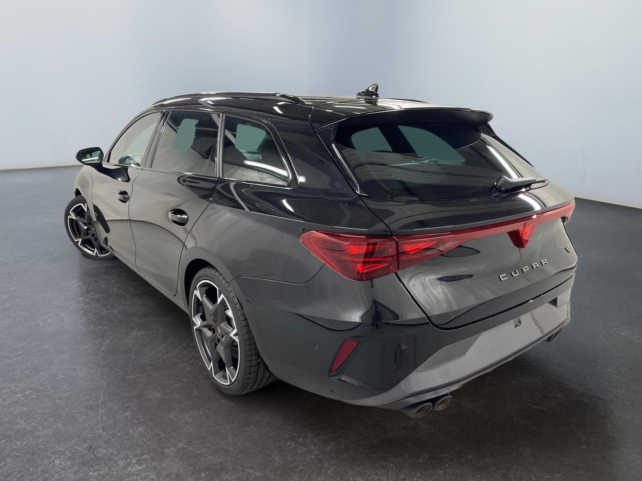 Cupra Leon VZ (2025) - Photo 5