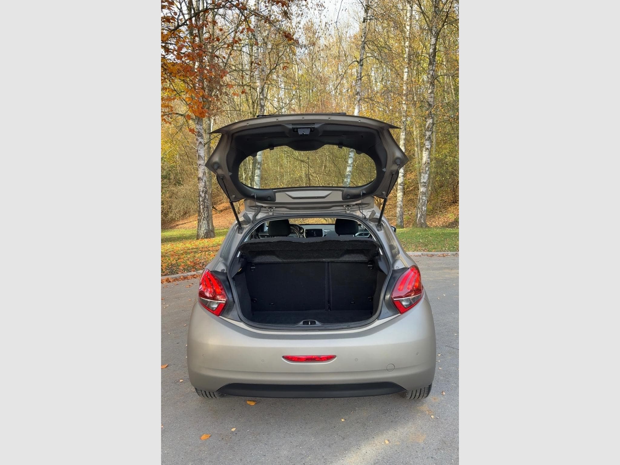 Peugeot 208 1.2 (2015) - Photo 5