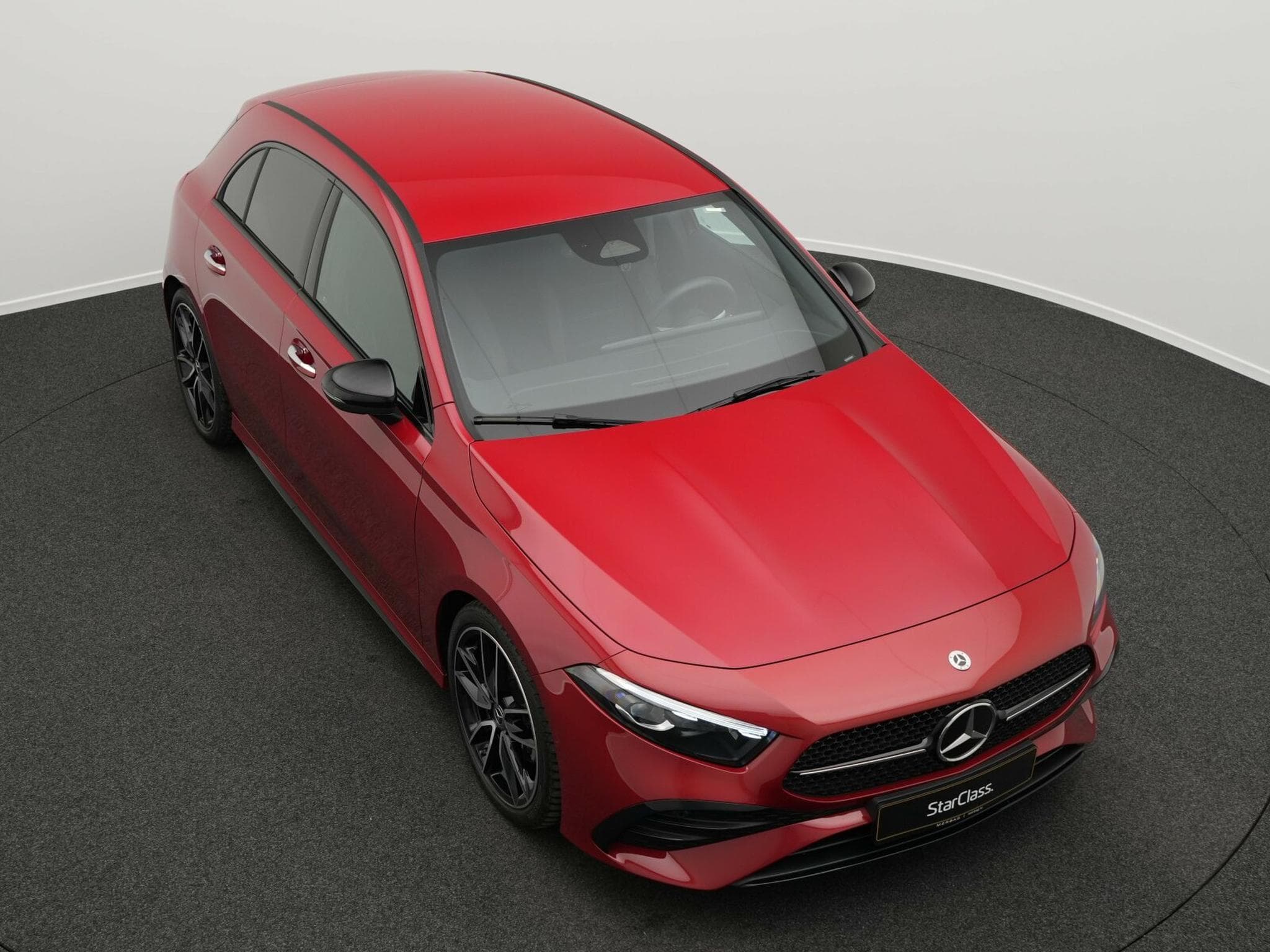 Mercedes A 200 d AMG-Line Multi+Kamera+AHK+19"+Night (2025) - Photo 10