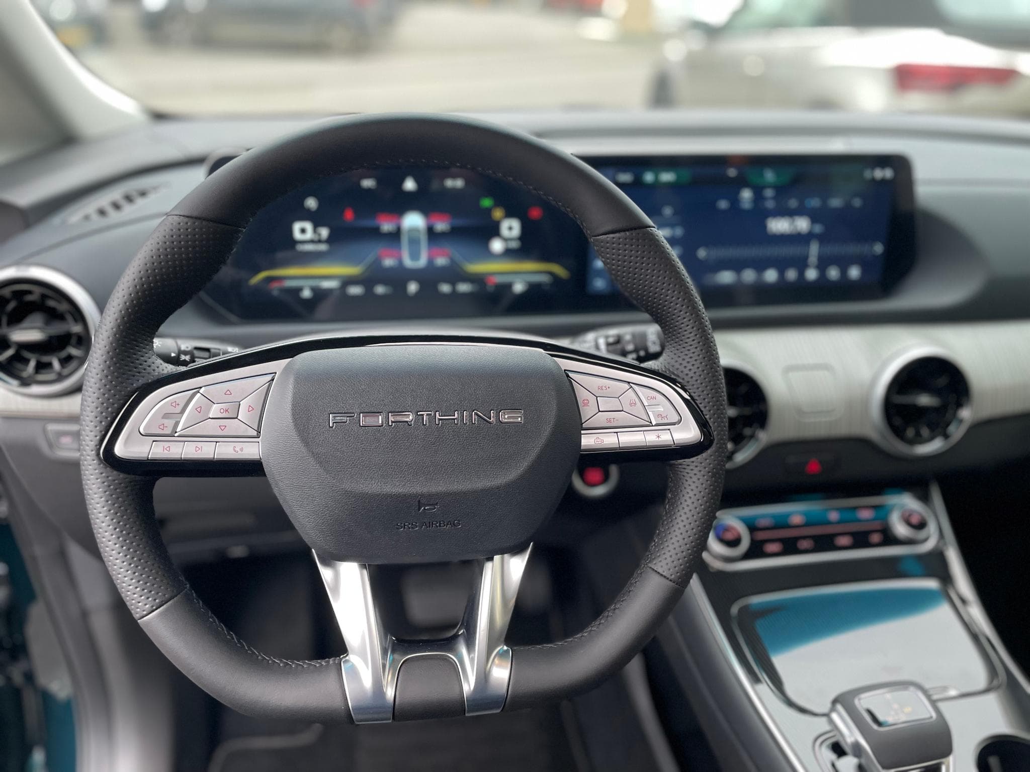 Forthing U-Tour 1.5 Turbo Auto Neuve 7 PLACES (2027) - Photo 9