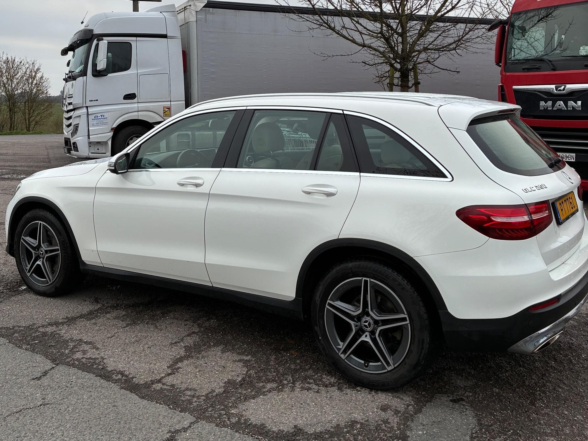 Mercedes GLC 250 (2016) - Photo 3