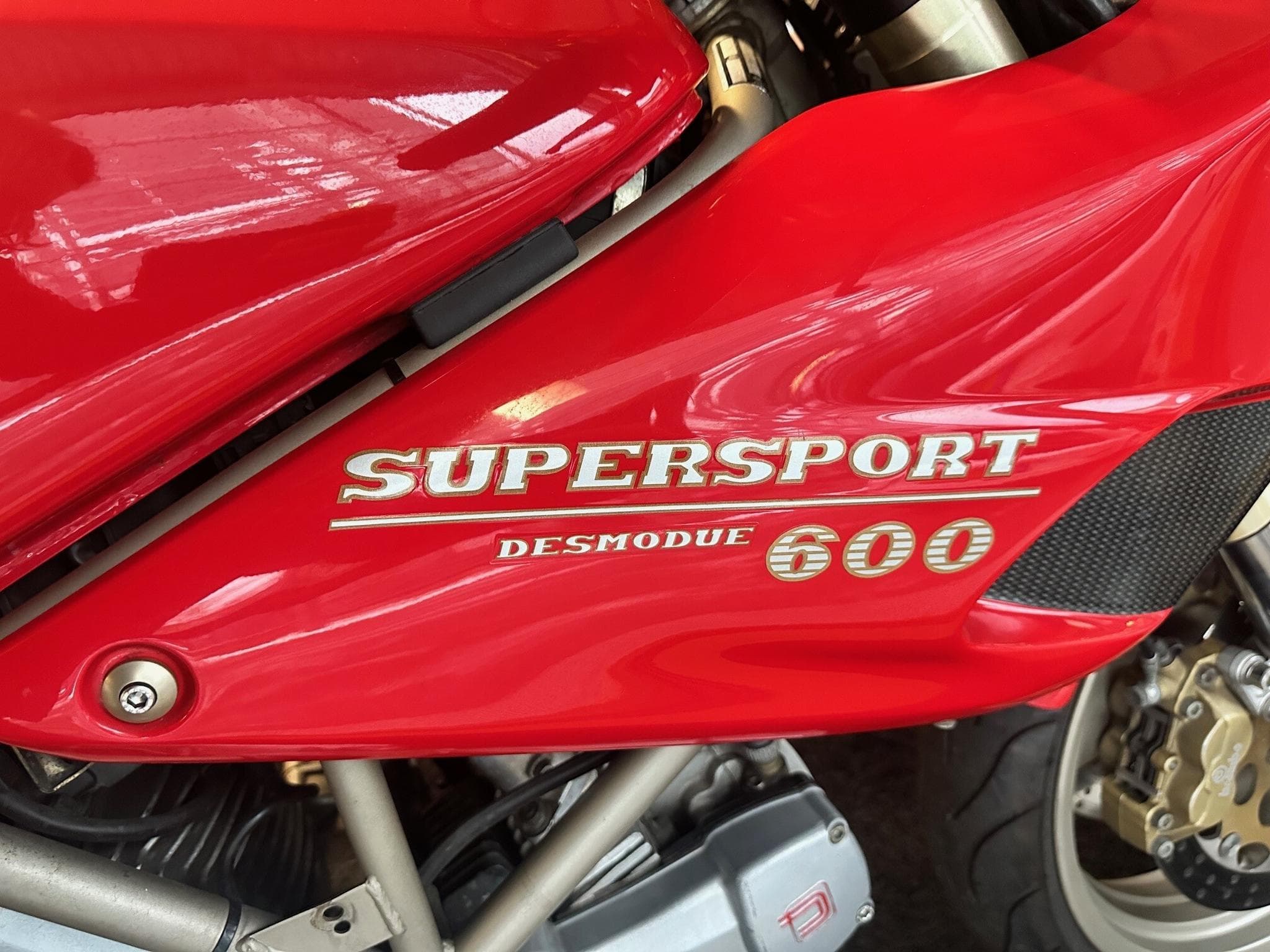 Ducati SS 600 Nuda (1995) - Photo 6