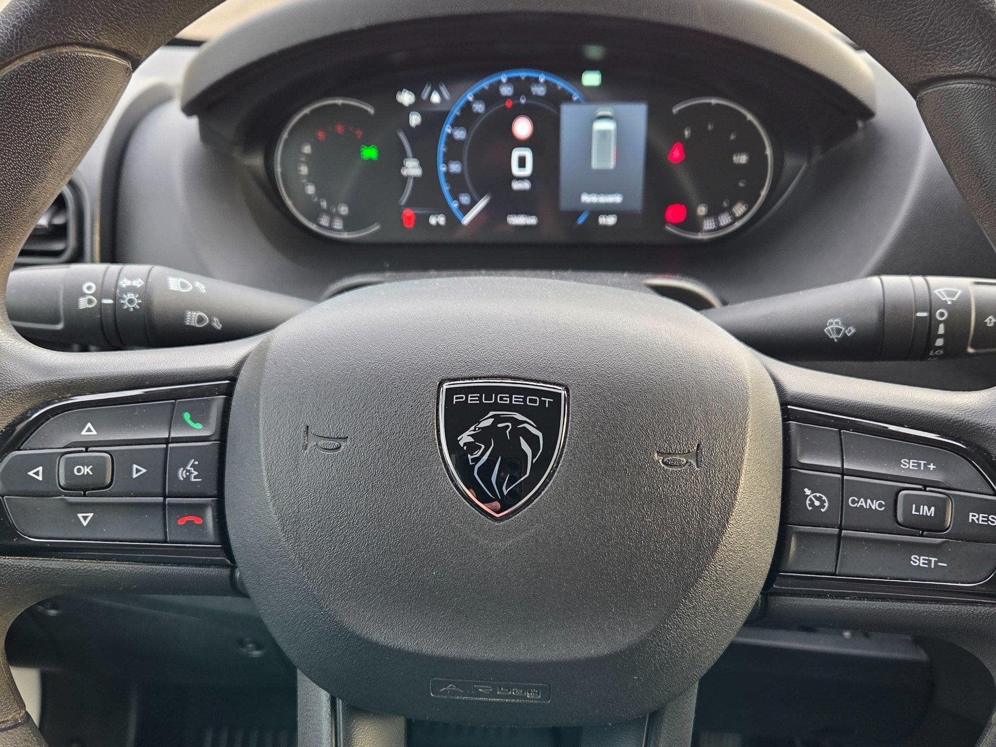 Peugeot Boxer H2 L4 Toute Option (2025) - Photo 5