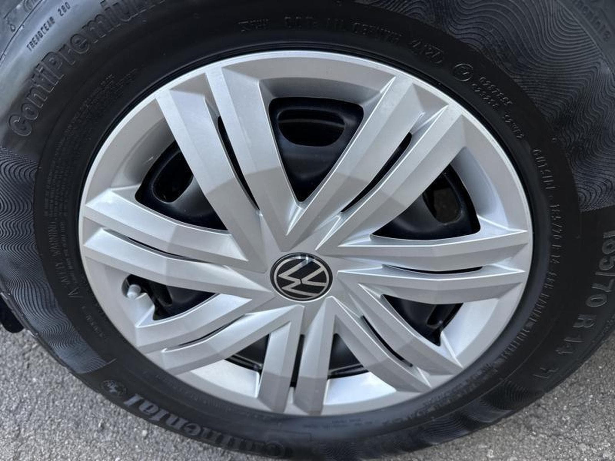 VW Polo 1.0 MPI 80ch LIMITED 5P (2025) - Photo 8