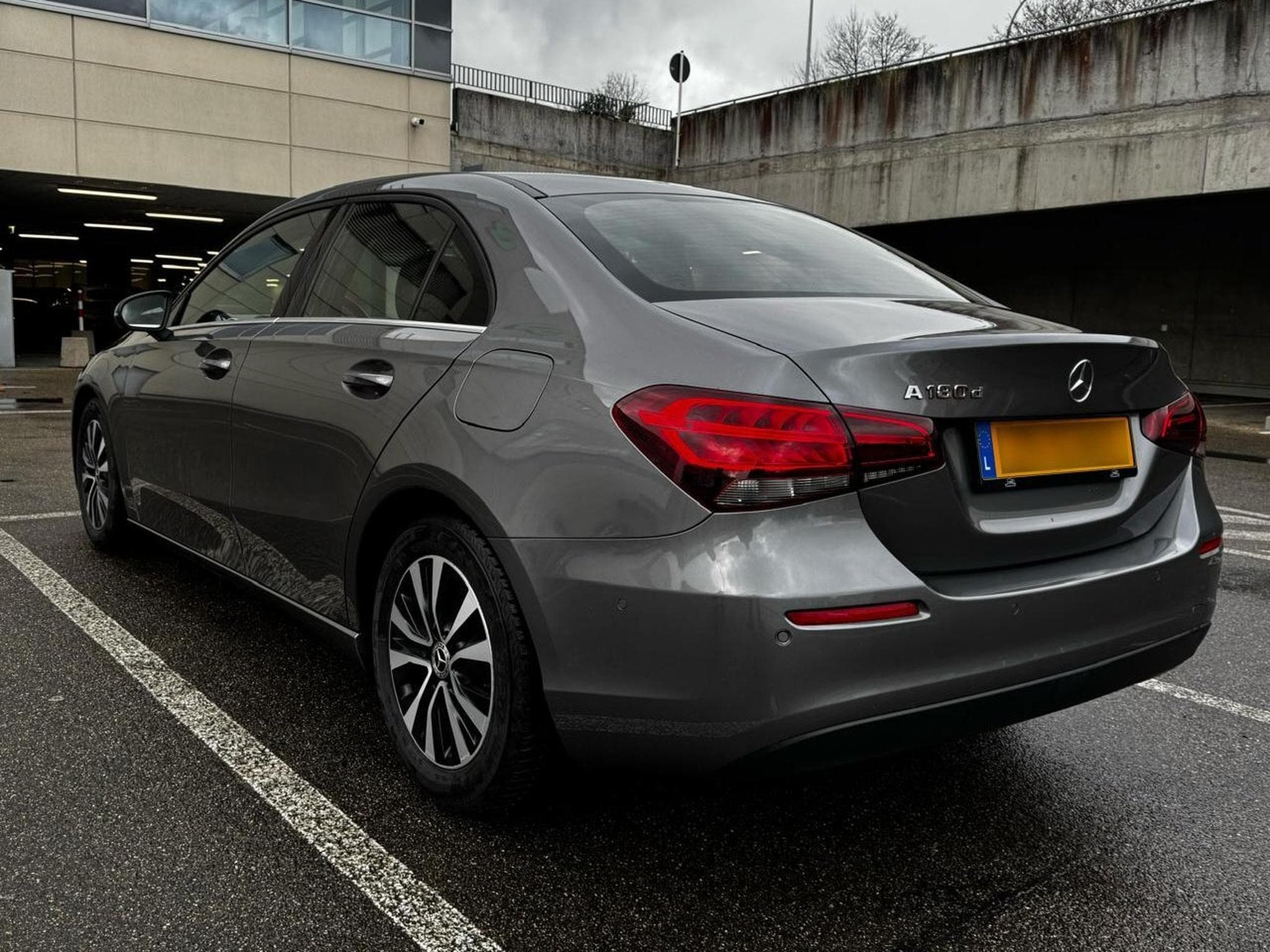 Mercedes A 180 Business Solution 7G-TRONIC (2020) - Photo 2