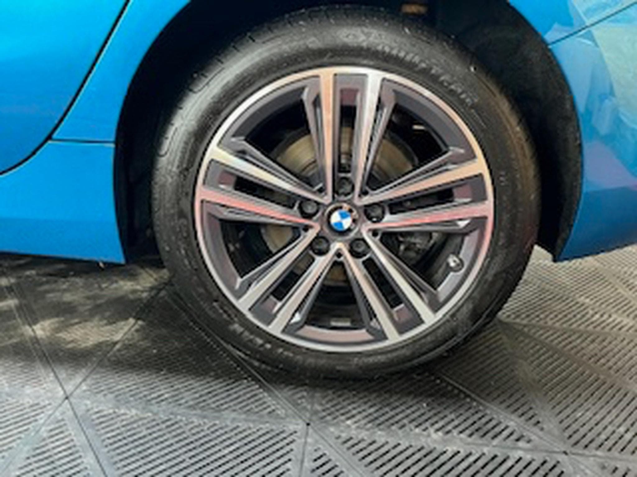 BMW 118 IA Business Edition Automatique (2023) - Photo 5