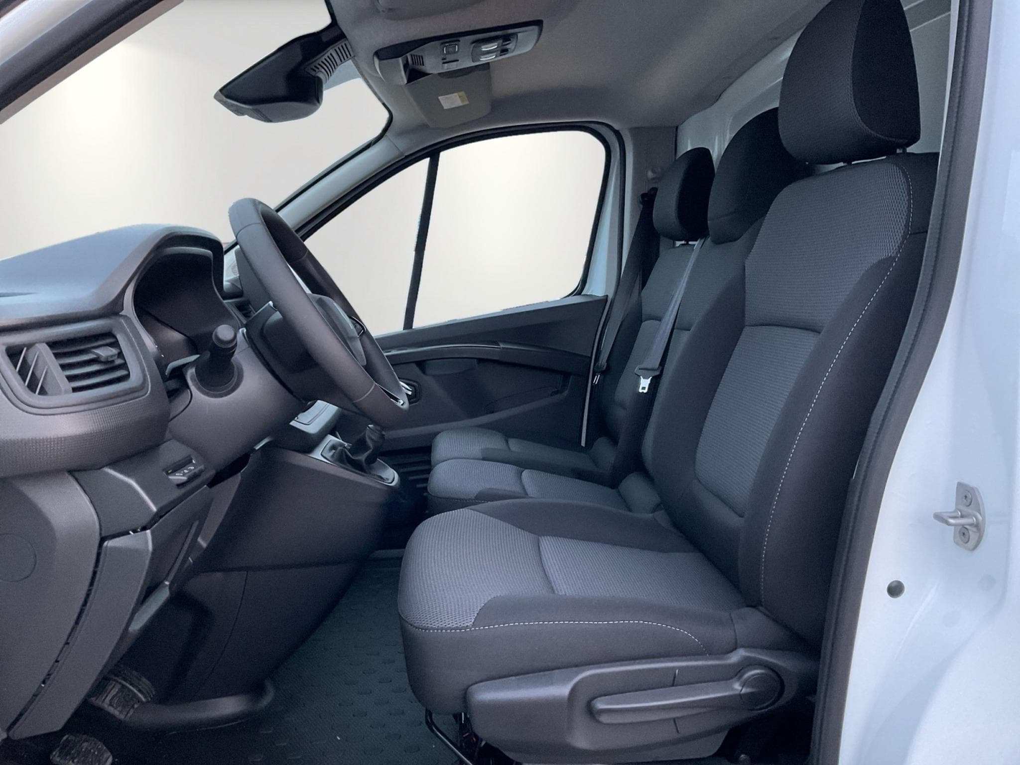 Renault Trafic Komfort L2H1 dCi 130 (2026) - Photo 8
