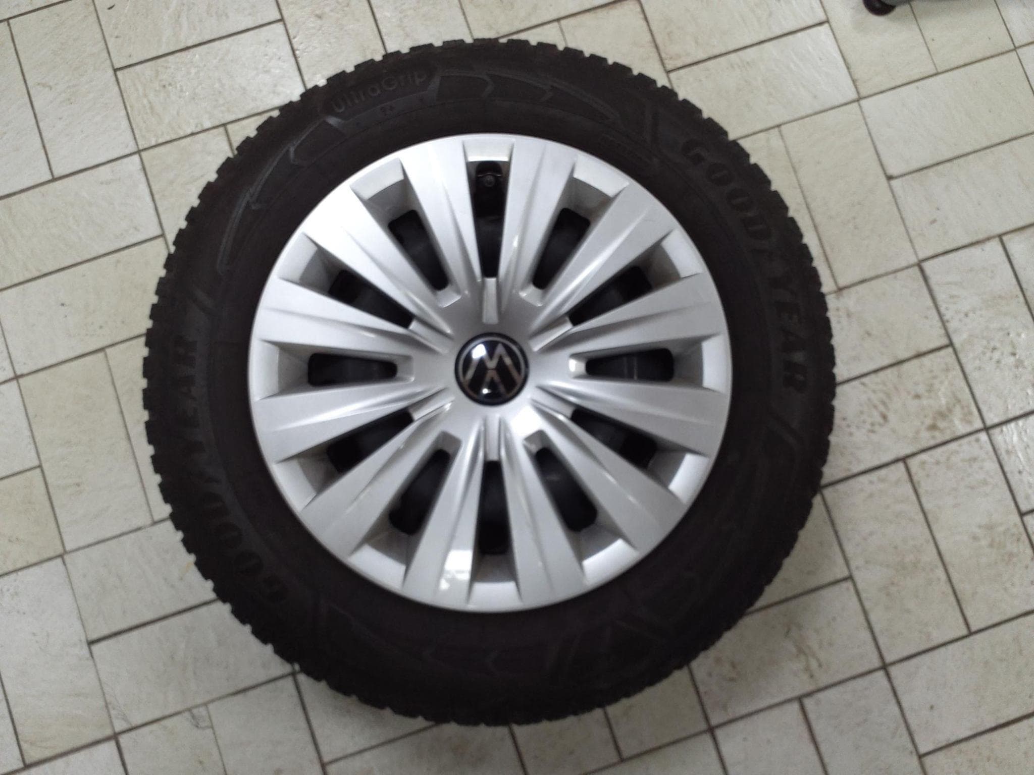 Jantes acier + Pneus – 15" - Photo 2