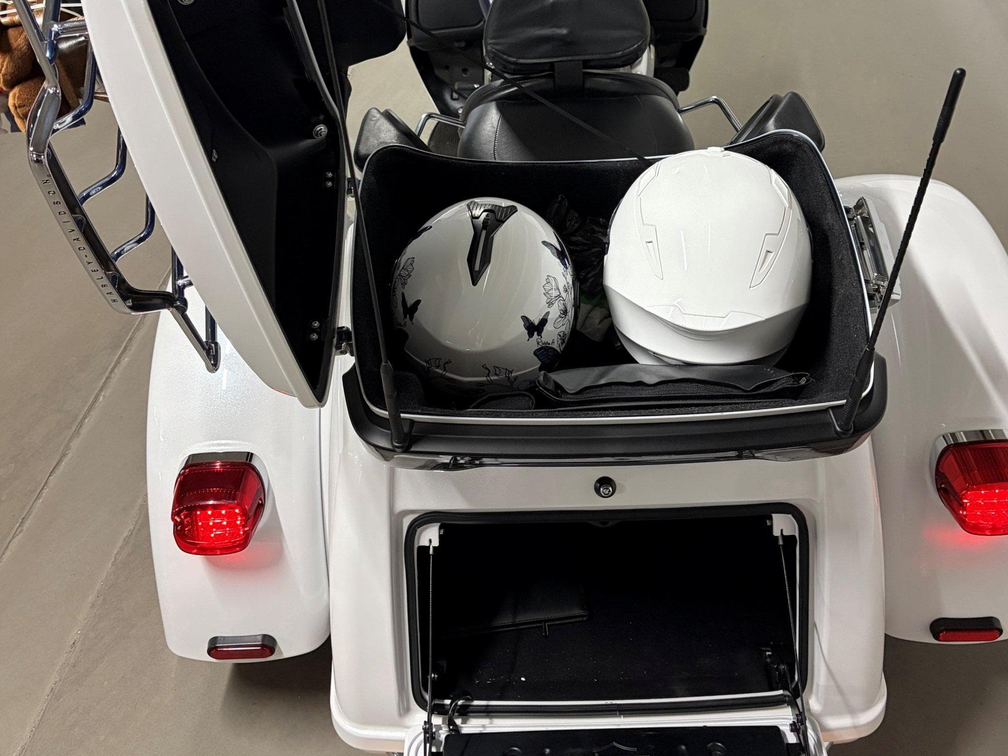Harley-Davidson Tri Glide Ultra (2015) - Photo 5