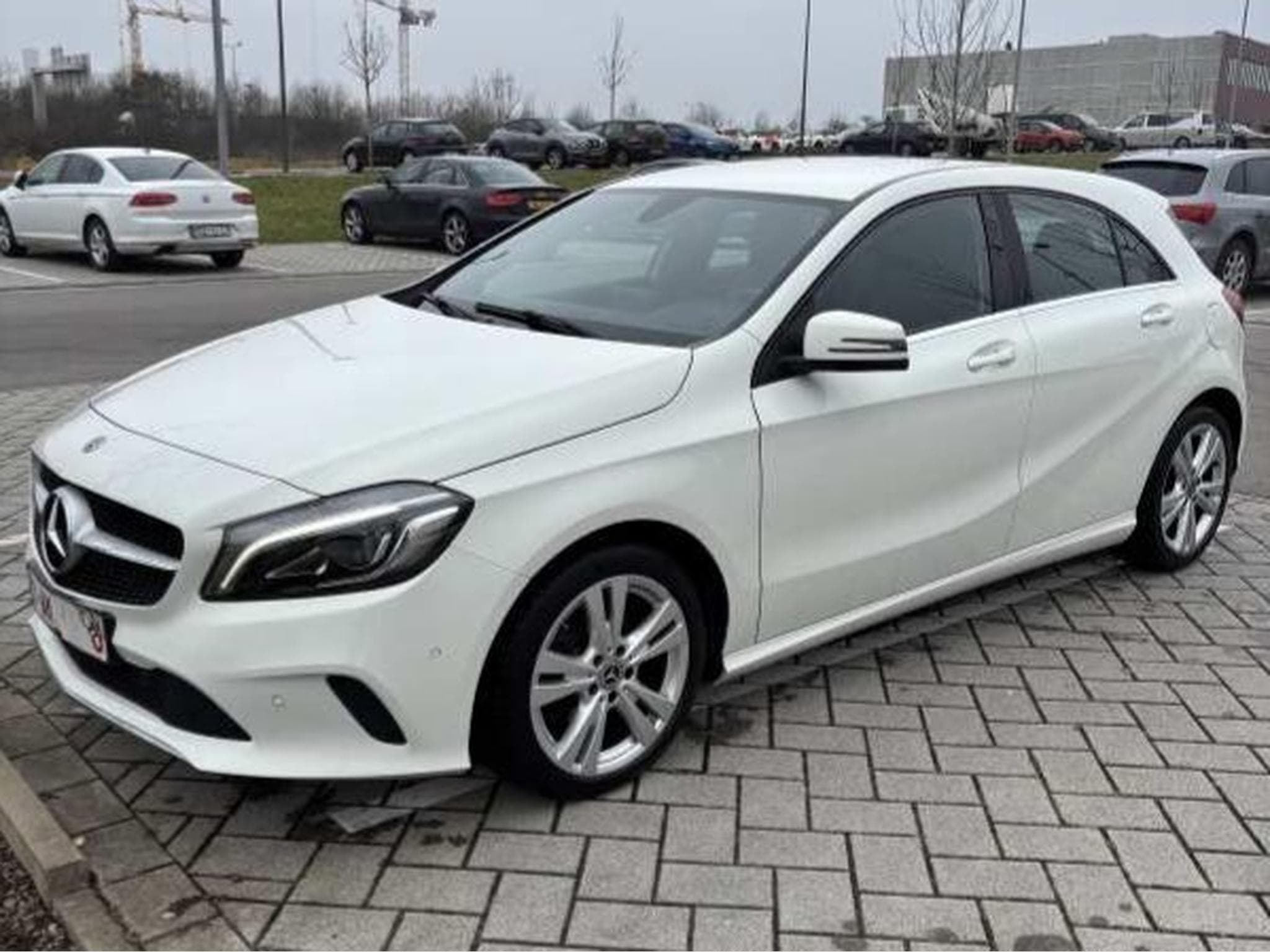 Mercedes Classe A 200 D - 7G DCT Inspiration edition (2017) - Photo 8