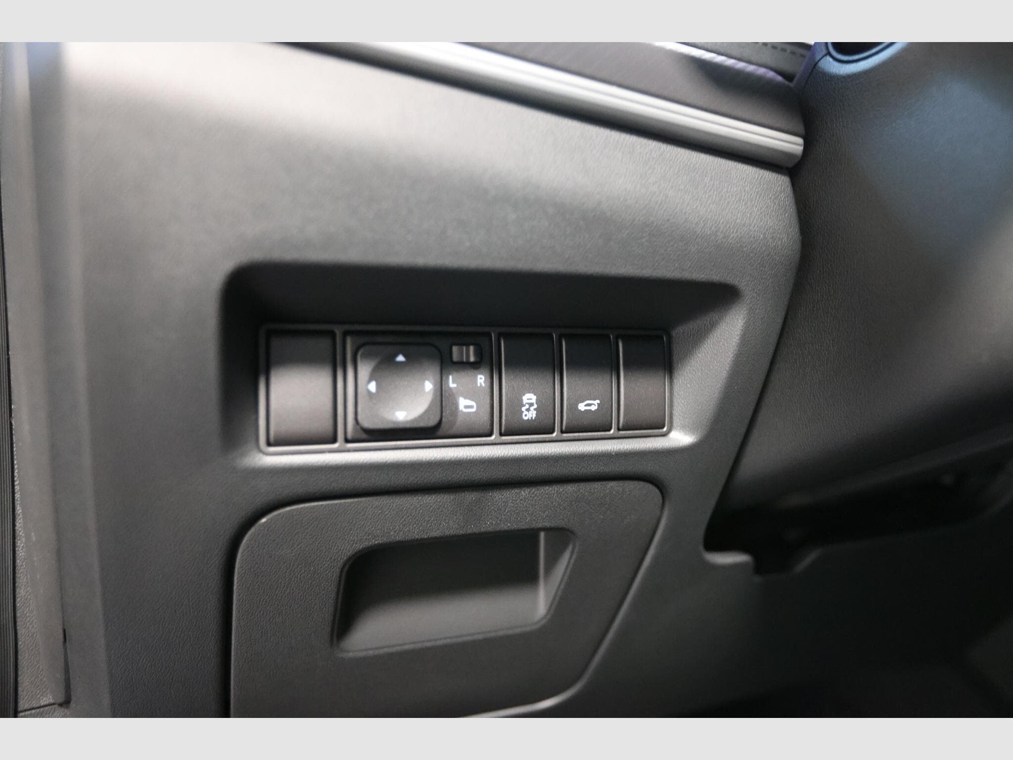 Forthing T5 EVO 1.5 TURBO AUTO FULL OPTIONS (2026) - Photo 19