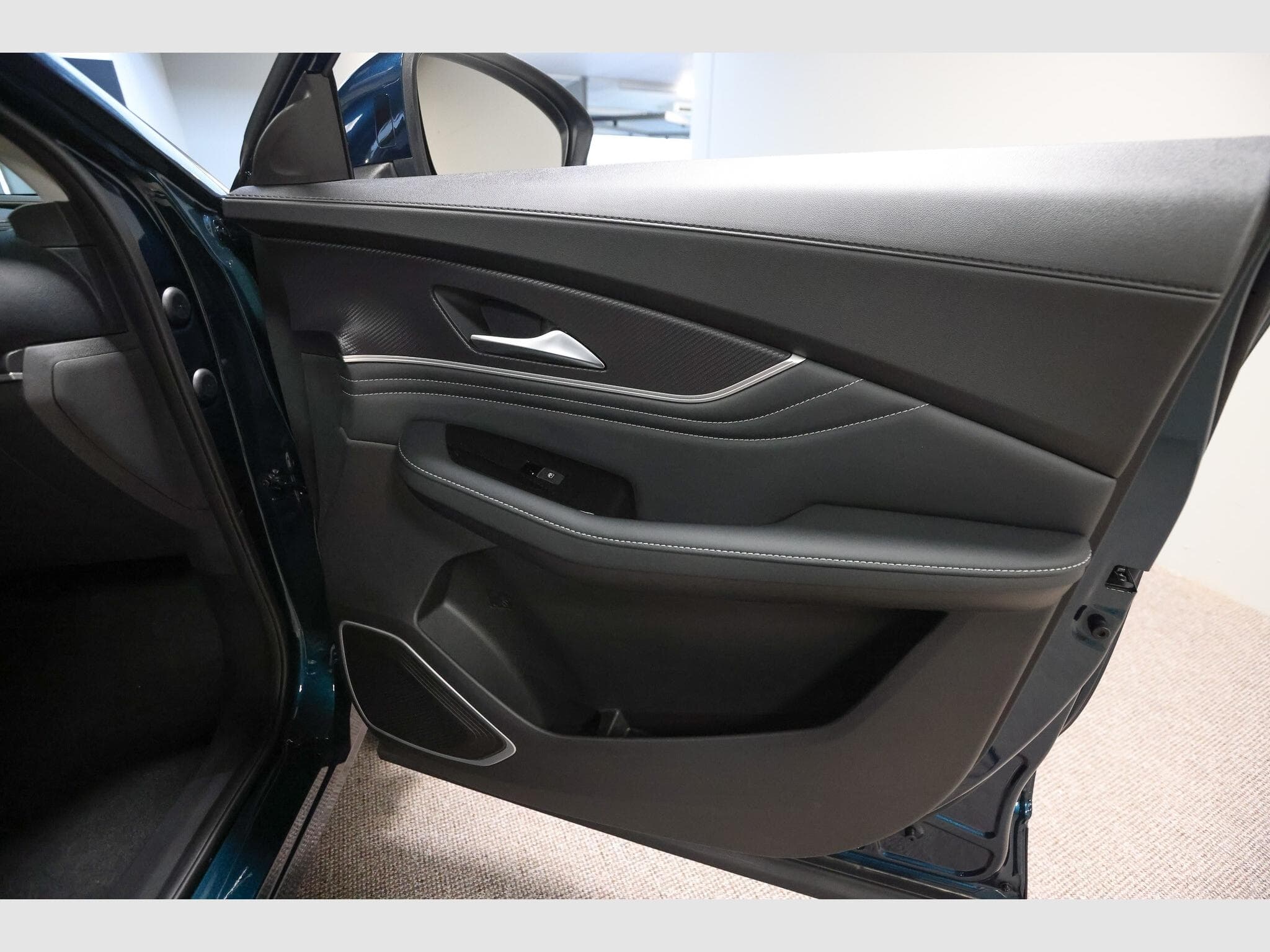 Forthing T5 EVO 1.5 TURBO AUTO FULL OPTIONS (2026) - Photo 9