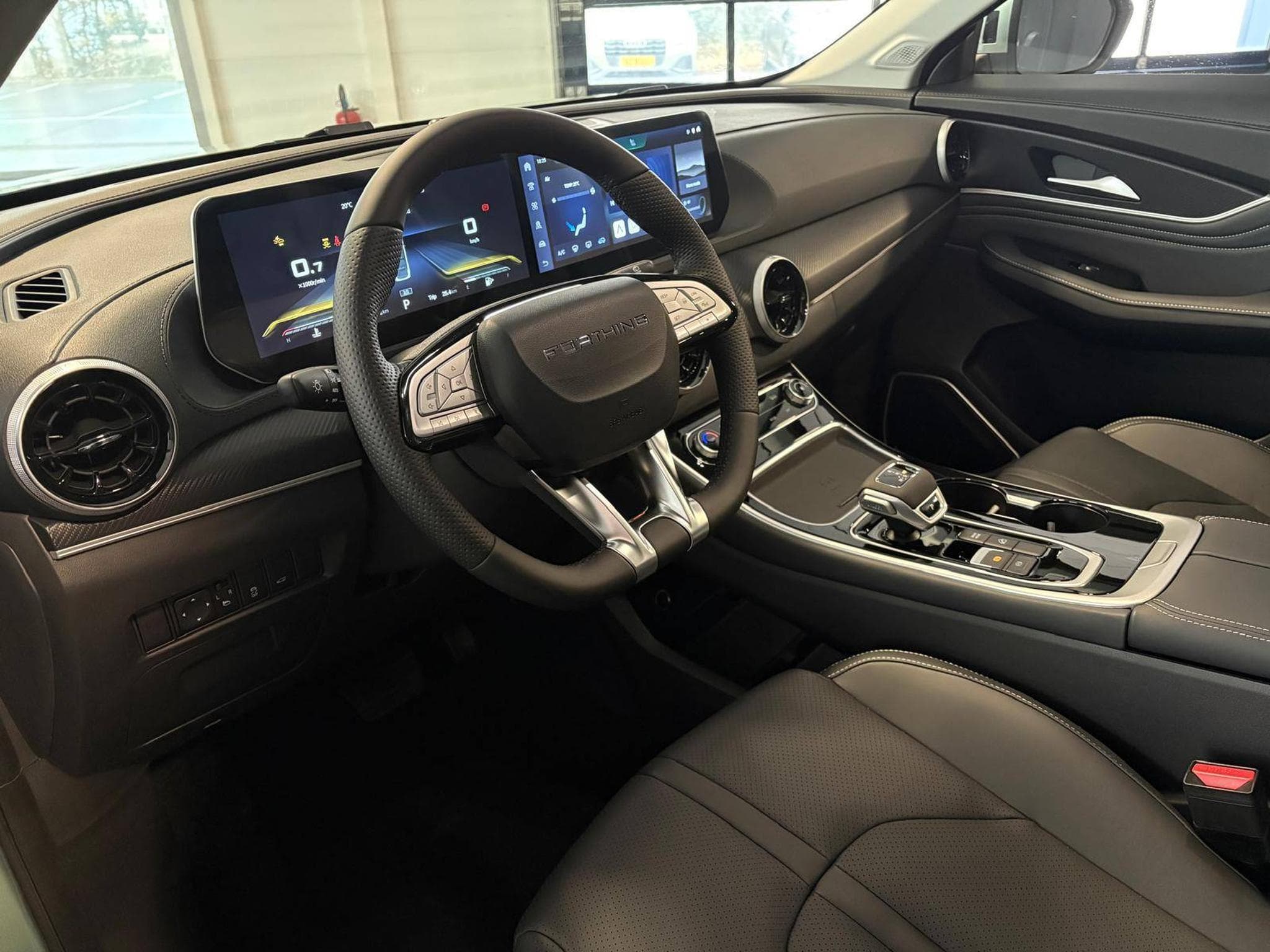 Forthing T5 EVO 1.5 TURBO AUTO FULL OPTIONS (2026) - Photo 6