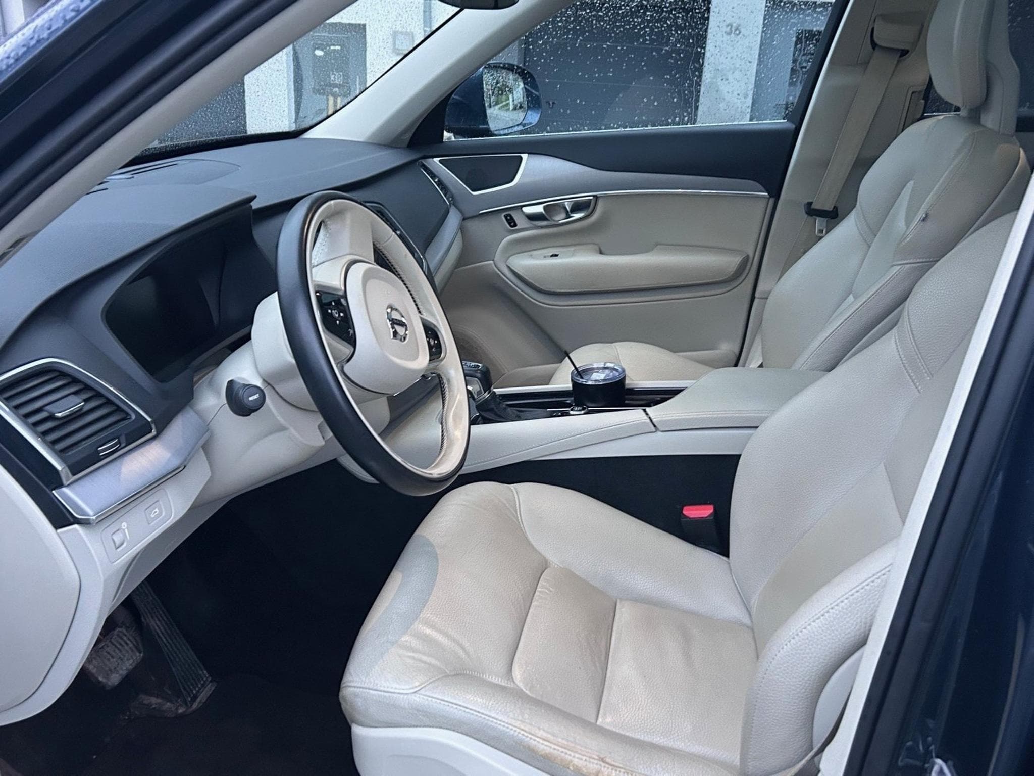 Volvo XC90 T5 - 7 seats Essence (2020) - Photo 1