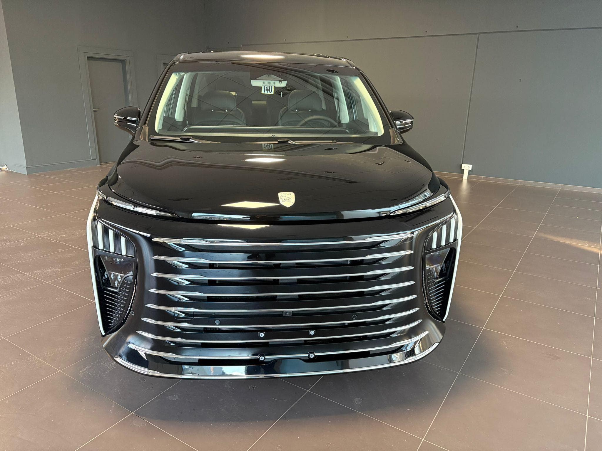 Forthing 9 1.5 PHEV 7 PLACES FULL HYBRID (2026) - Photo 2