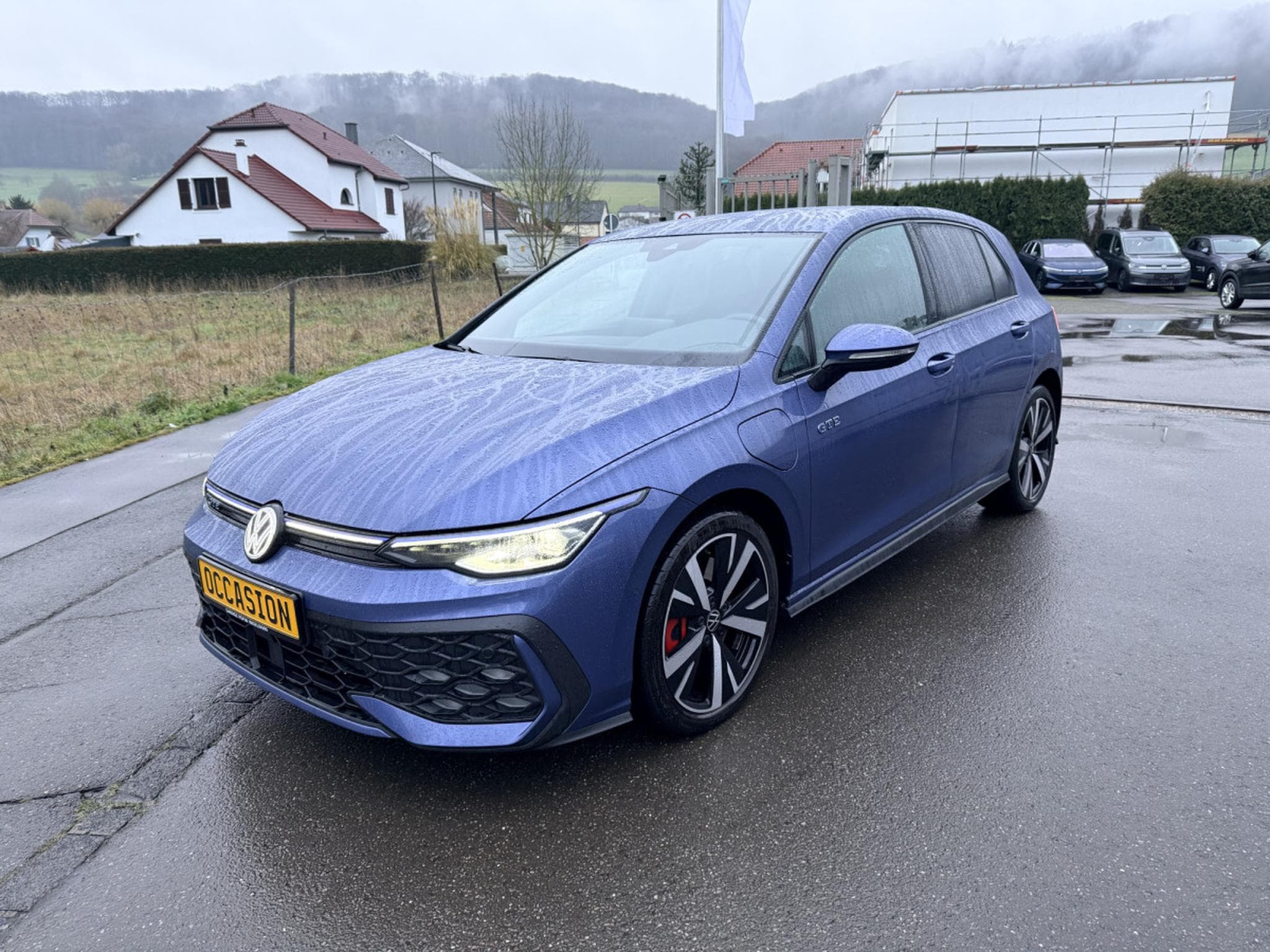 VW Golf GTE 1.5 eHybrid 130 kW / 177 CV Boîte à double embrayage 6 v (2025) - Photo 1