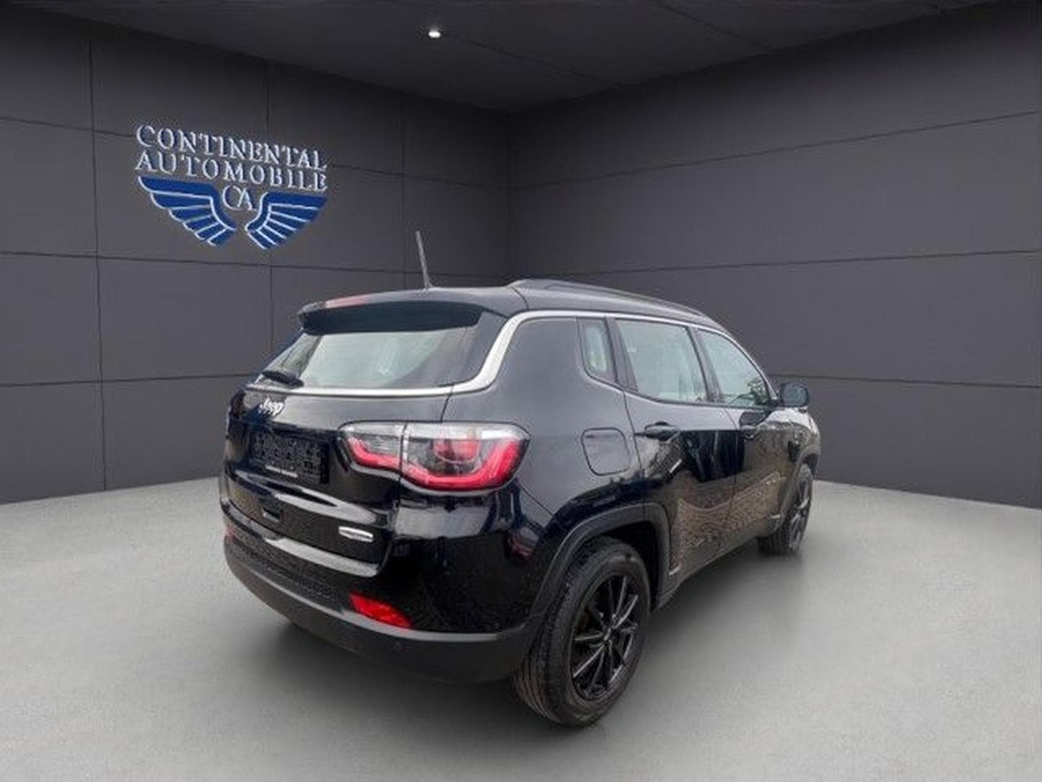 Jeep Compass Compass Longitude SHZ, KLIMA,NAVI,RFK,LH,ESP,GRA (2019) - Photo 4