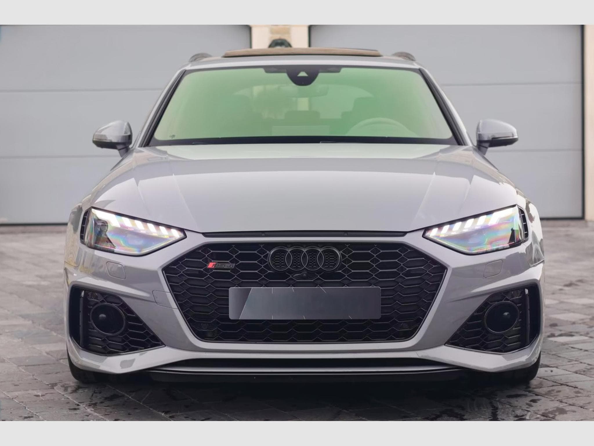Audi RS4 Competition PLUS (2023) - Photo 3
