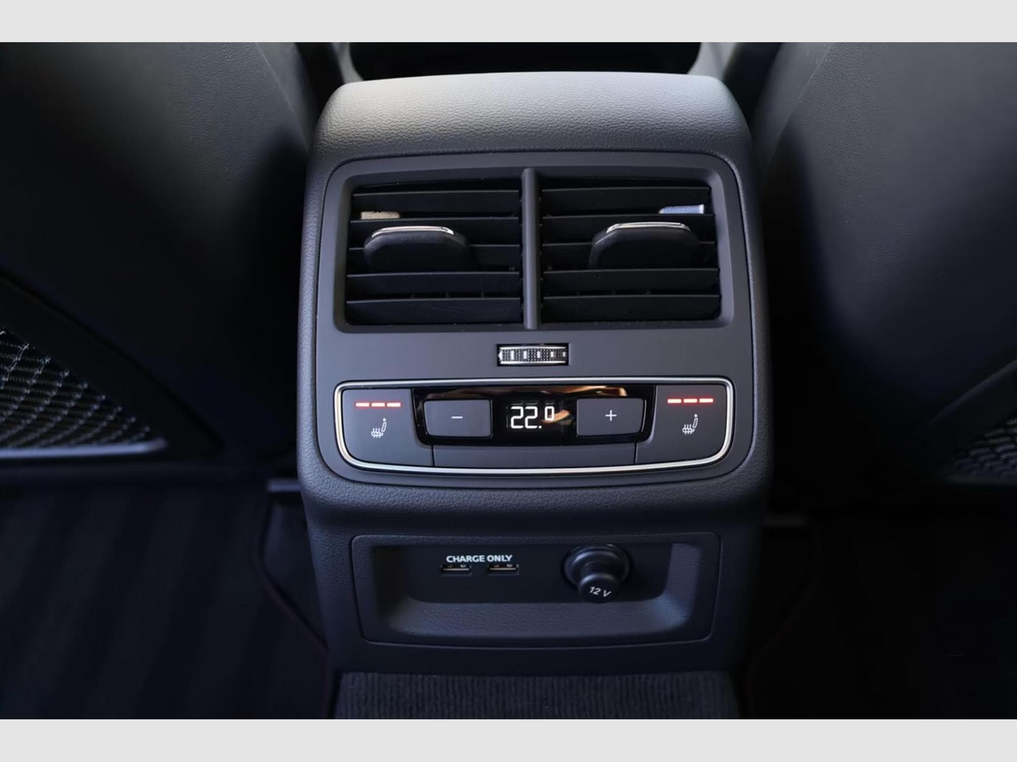 Audi RS4 Competition PLUS (2023) - Photo 13