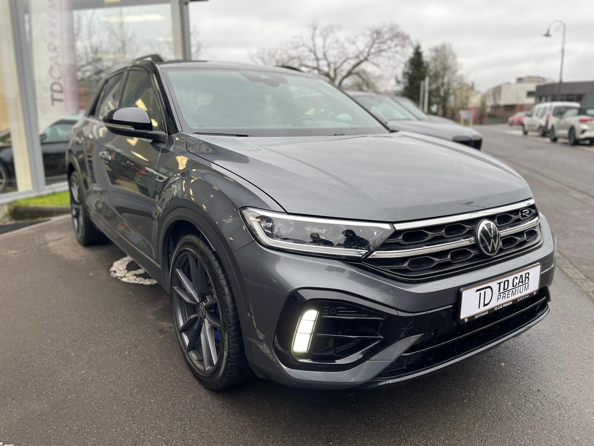 VW T-Roc 2.0 TSI R 4Motion DSG Akrapovic (2023) - Photo 3