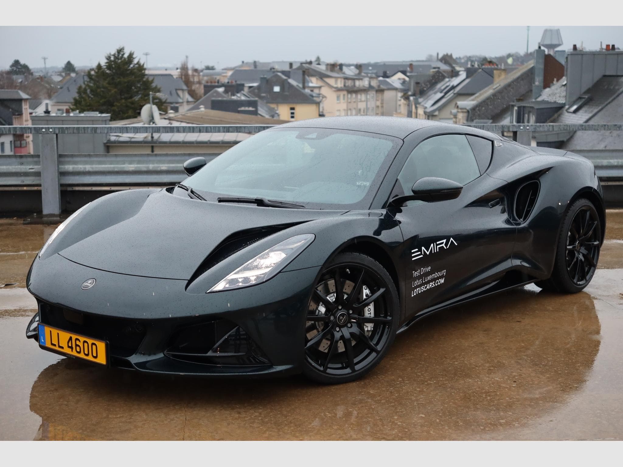 Lotus Emira Turbo SE (2025) - Photo 1