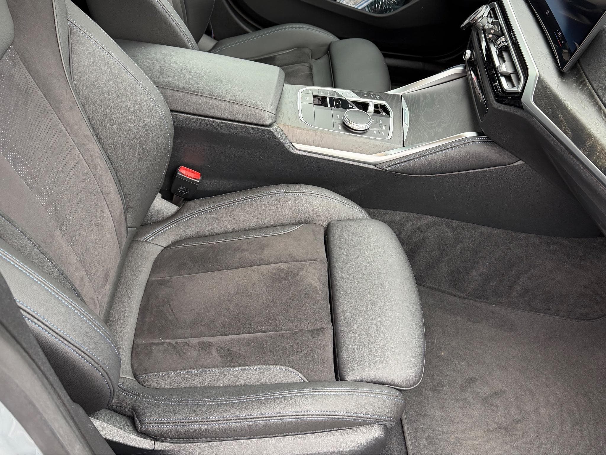 BMW M440 M-Sport Pack Pro  AHK Cam 360 HK Navi pr (2023) - Photo 5