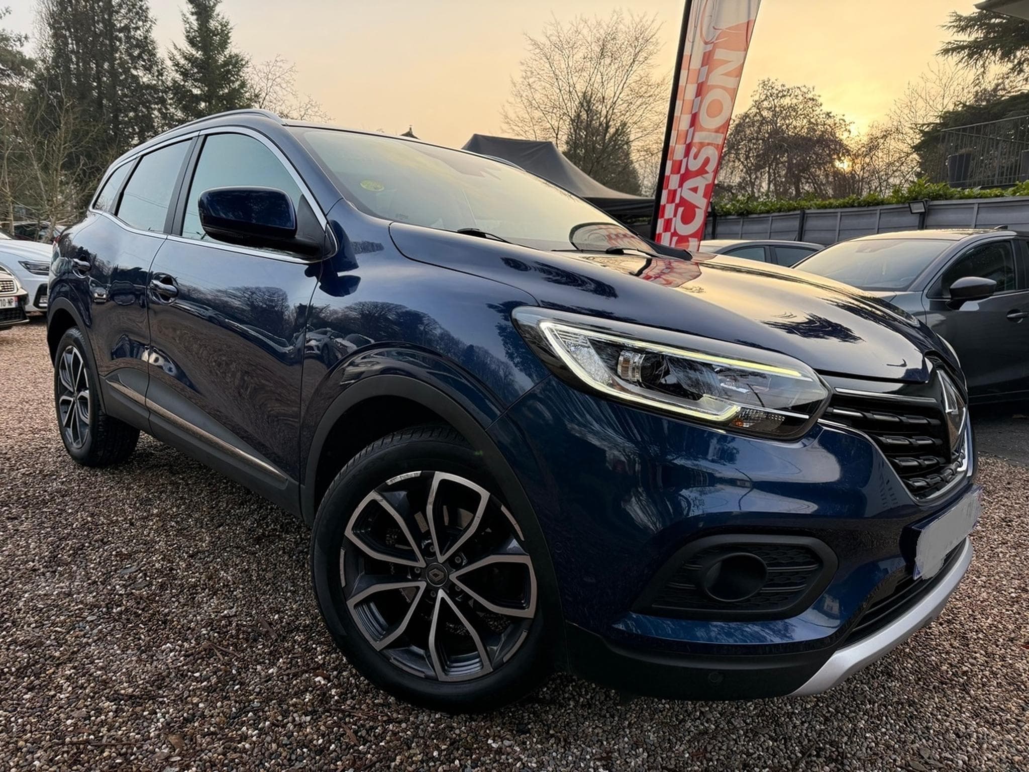 Renault Kadjar 1.5 Blue dCi 115ch Wave EDC (2019) - Photo 2