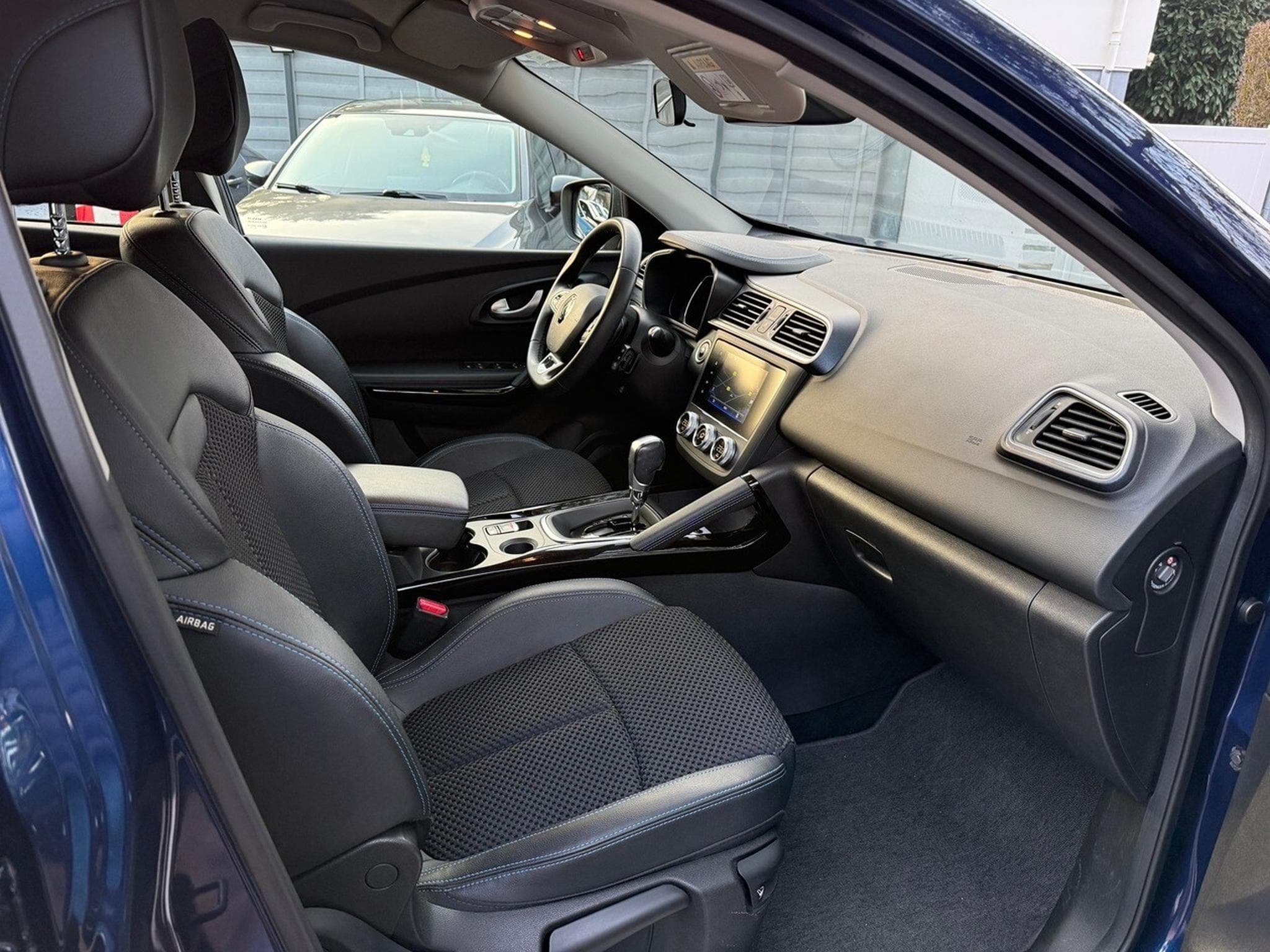 Renault Kadjar 1.5 Blue dCi 115ch Wave EDC (2019) - Photo 12