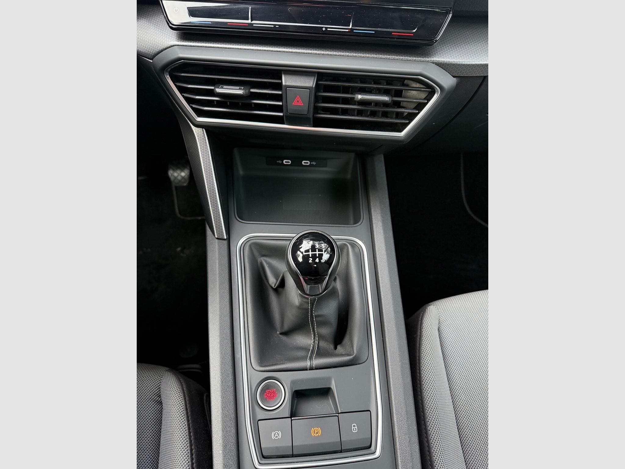 Seat Leon 1.0 TSI 110ch Style (2020) - Photo 11