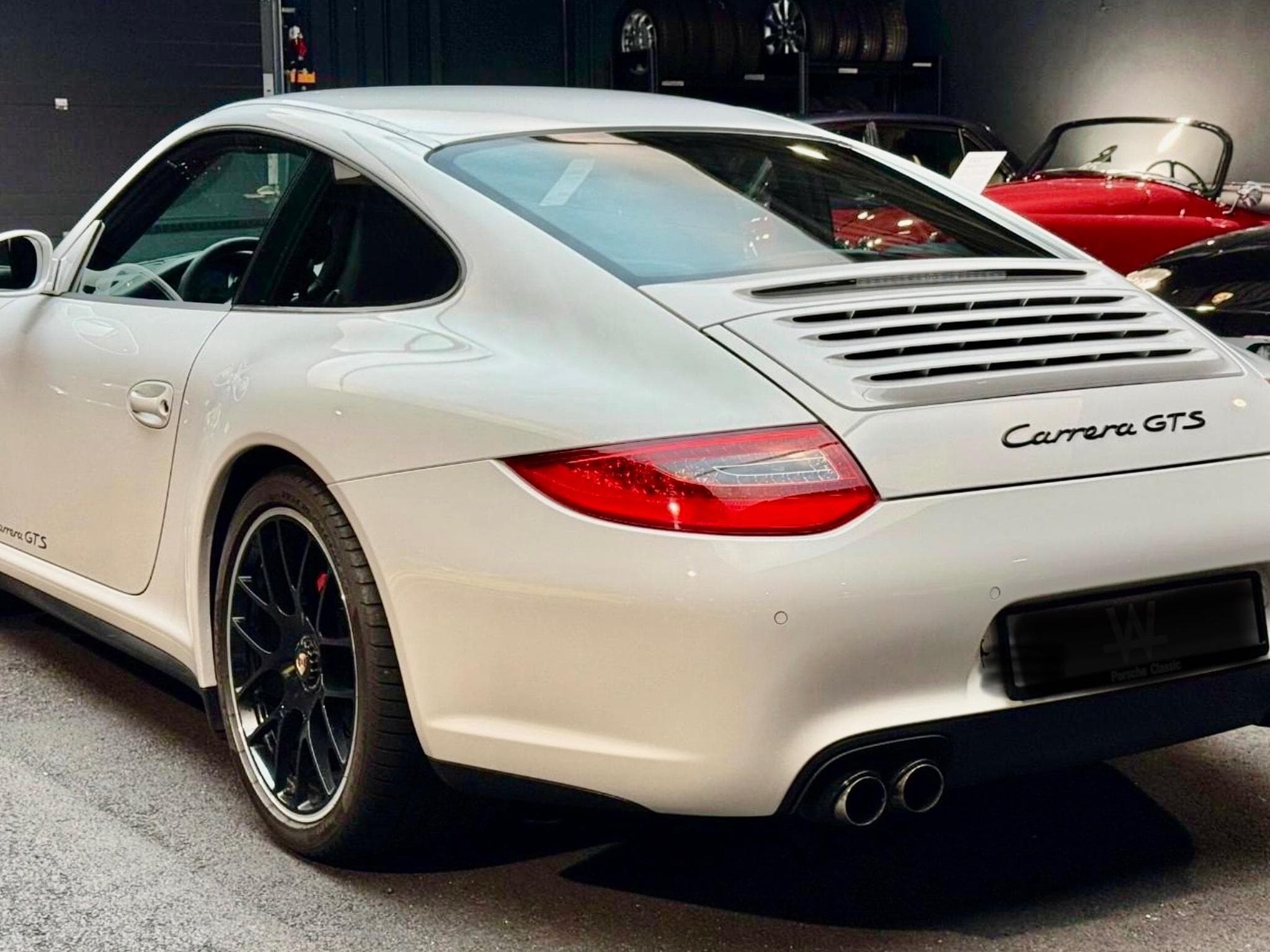Porsche 911 GTS 997.2 C2 - Top! (2011) - Photo 1