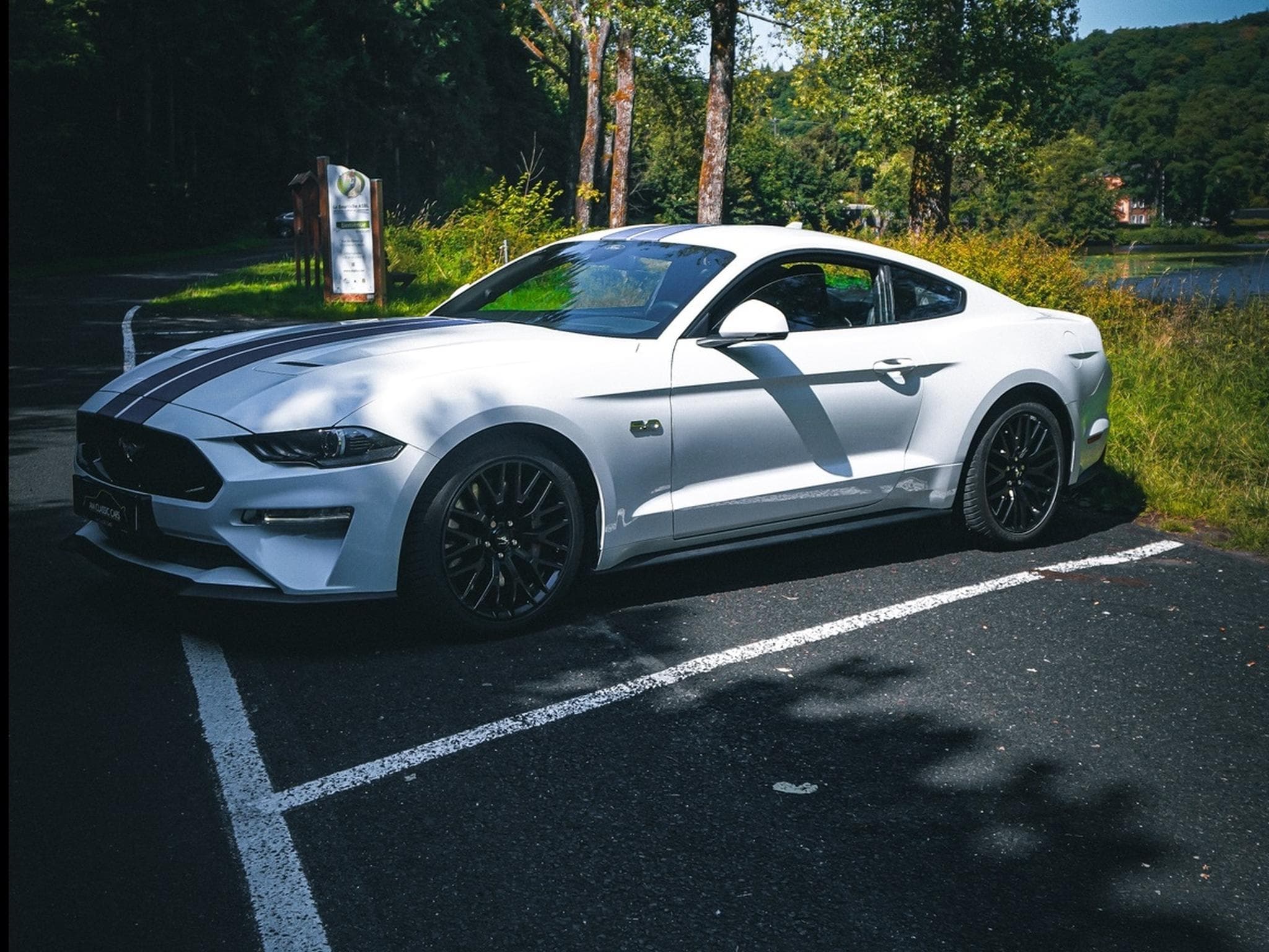 Ford Mustang Mustang GT 5.0 / V8 449 ch / Carnet (2023) - Photo 2