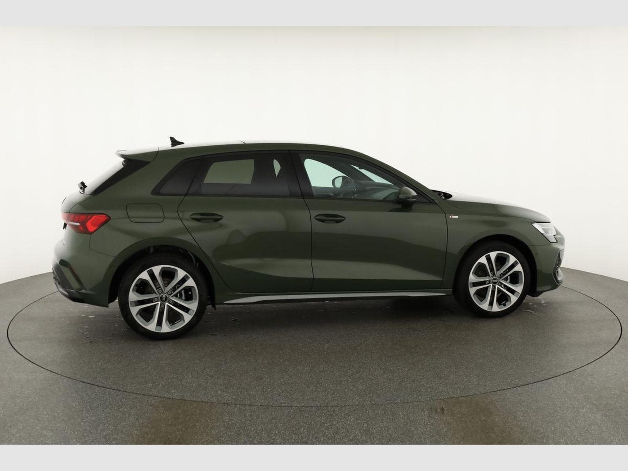 Audi A3 Sportback 35 TFSI S line (2026) - Photo 19