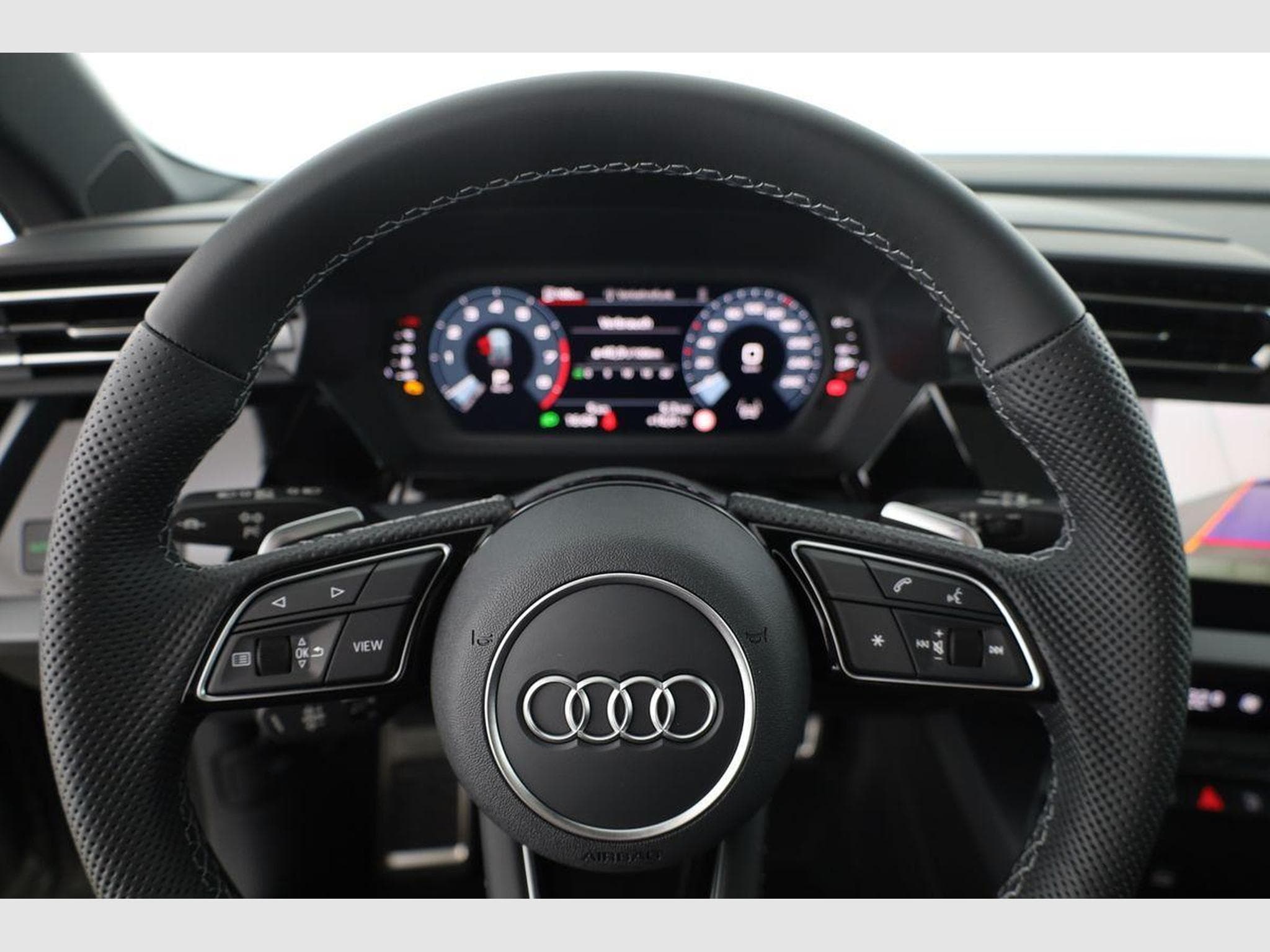 Audi A3 Sportback 35 TFSI S line (2026) - Photo 6