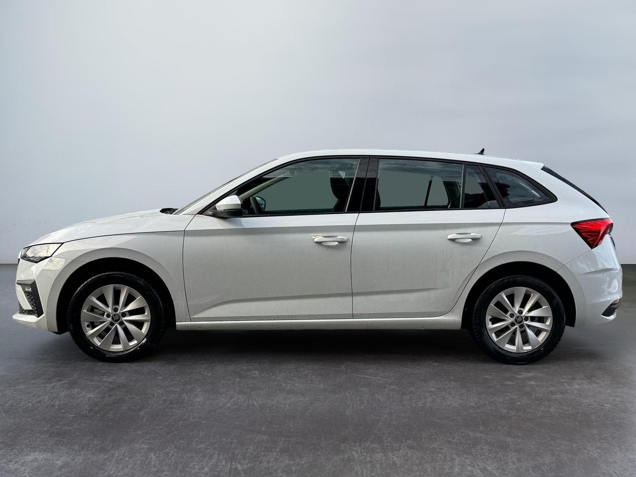 Skoda Scala 1,0 TSI DSG (2026) - Photo 5