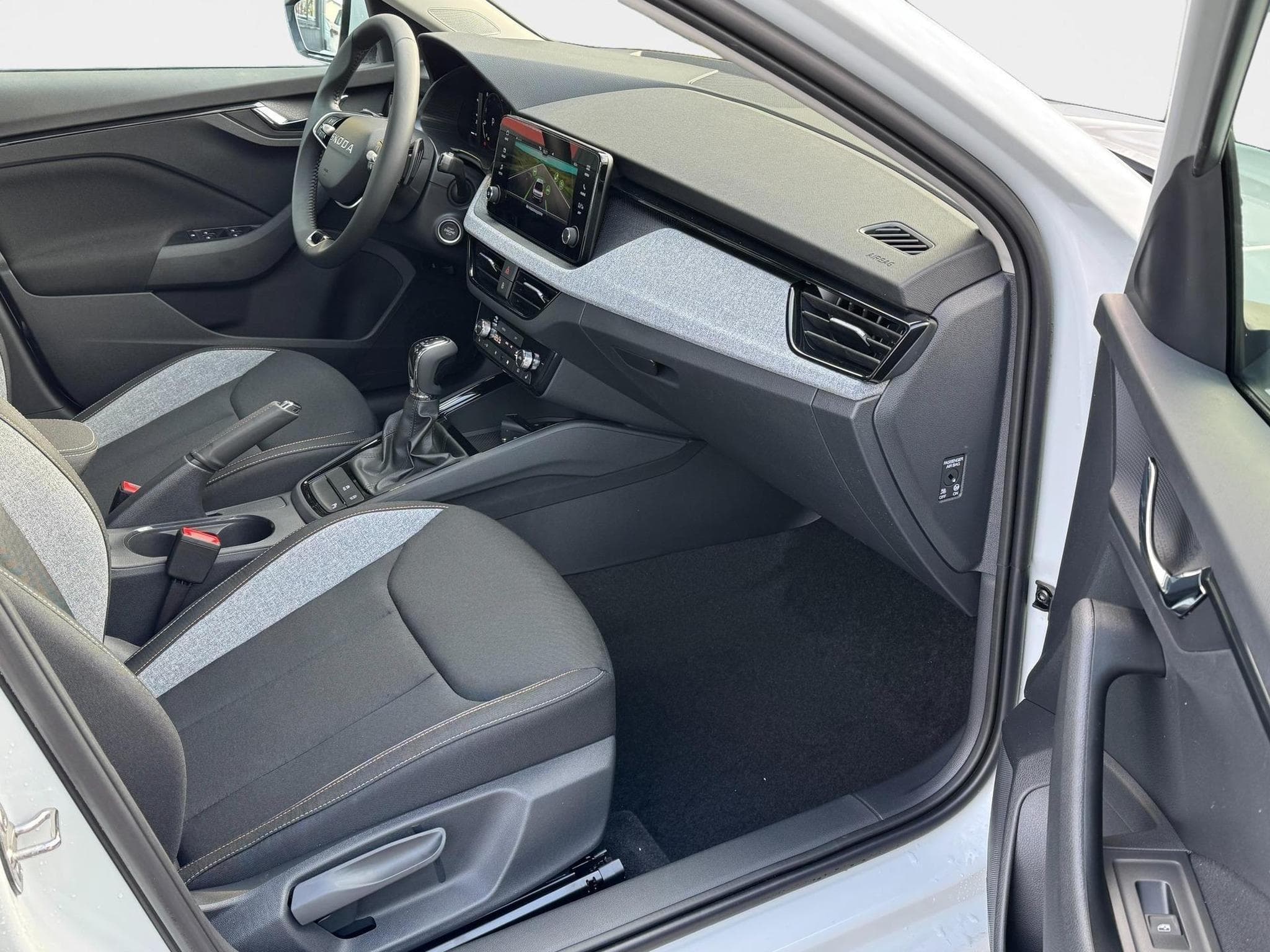 Skoda Scala 1,0 TSI DSG (2026) - Photo 9