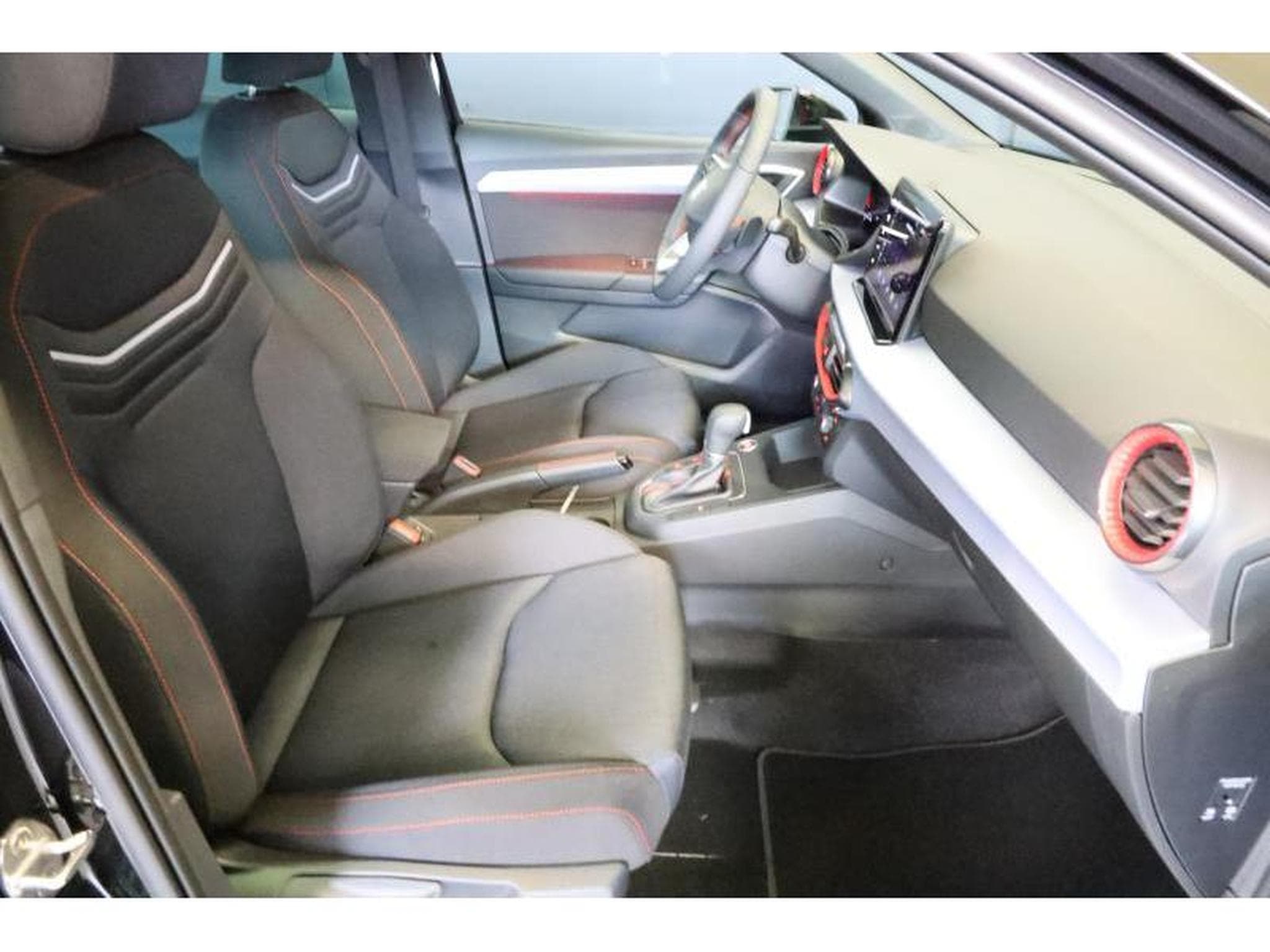Seat Ibiza FR (2025) - Photo 10