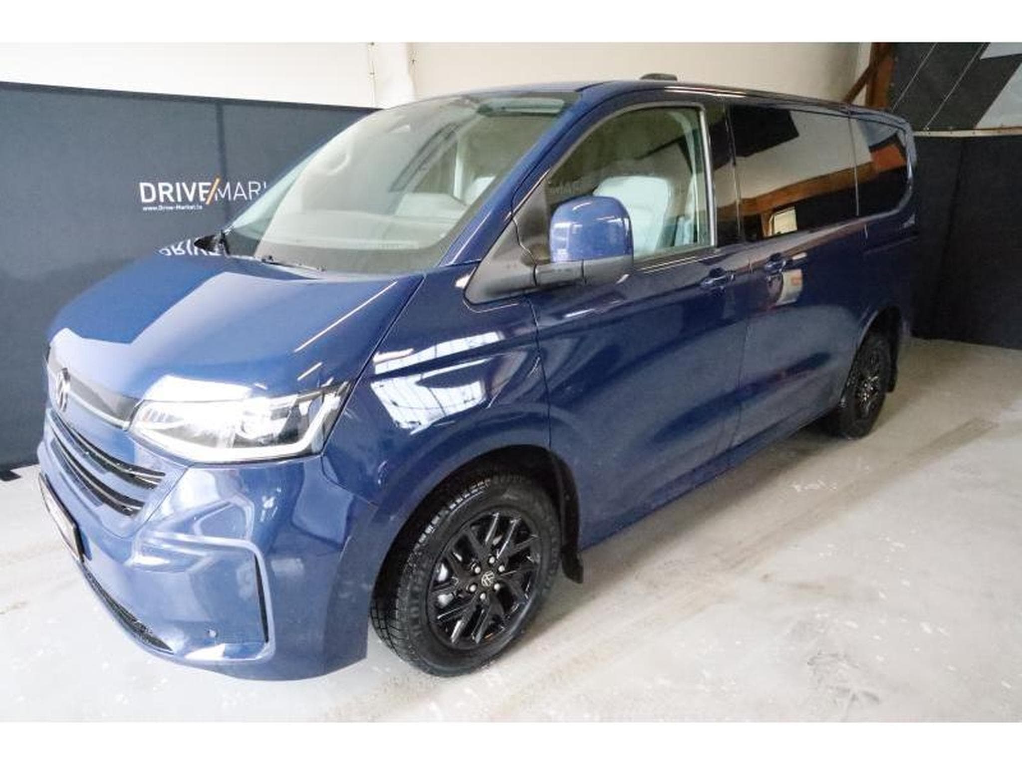 VW T7 Style (2025) - Photo 1