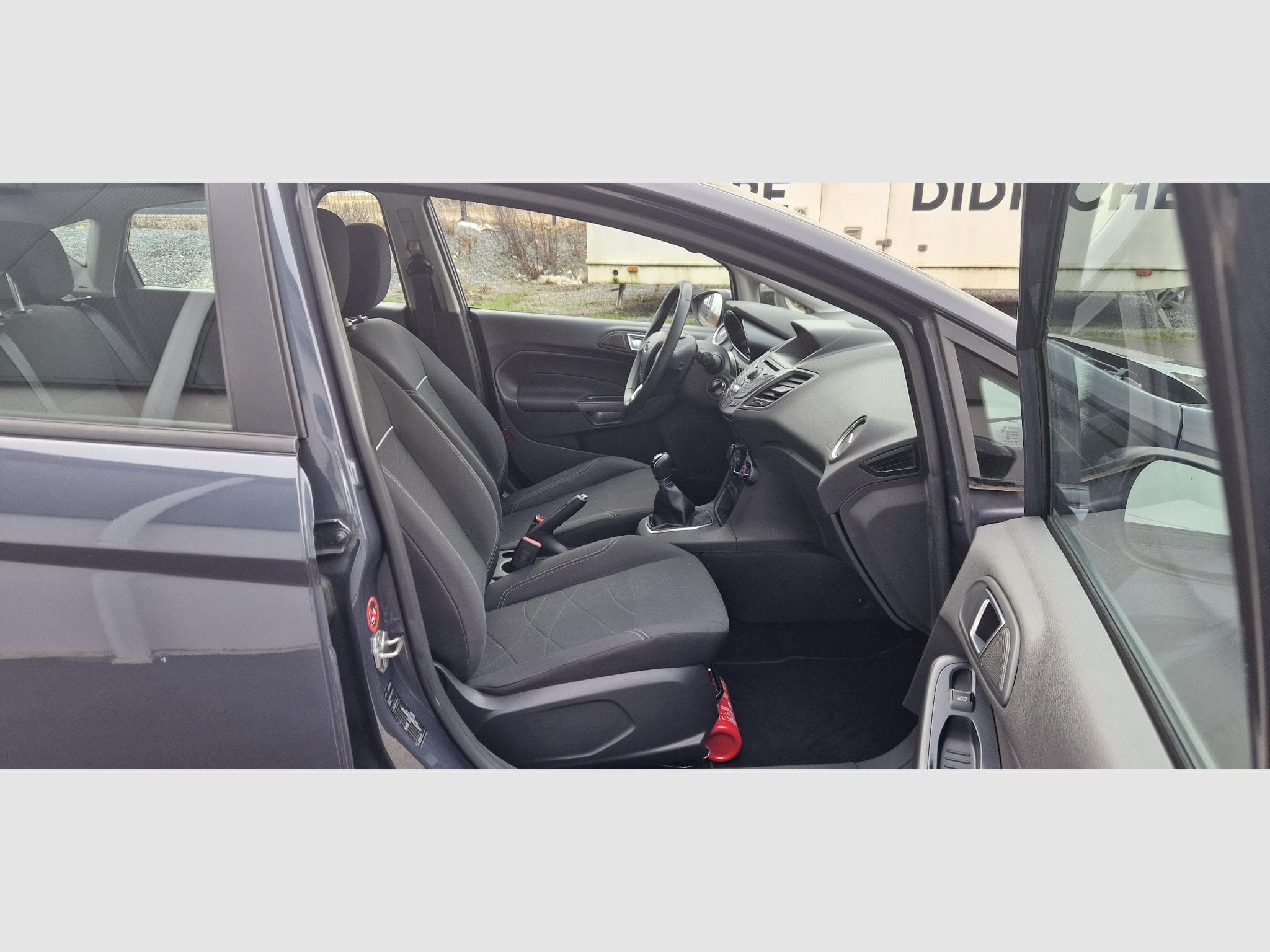 Ford Fiesta VII ph.2 1.6 tdci 95ch (2014) - Photo 11