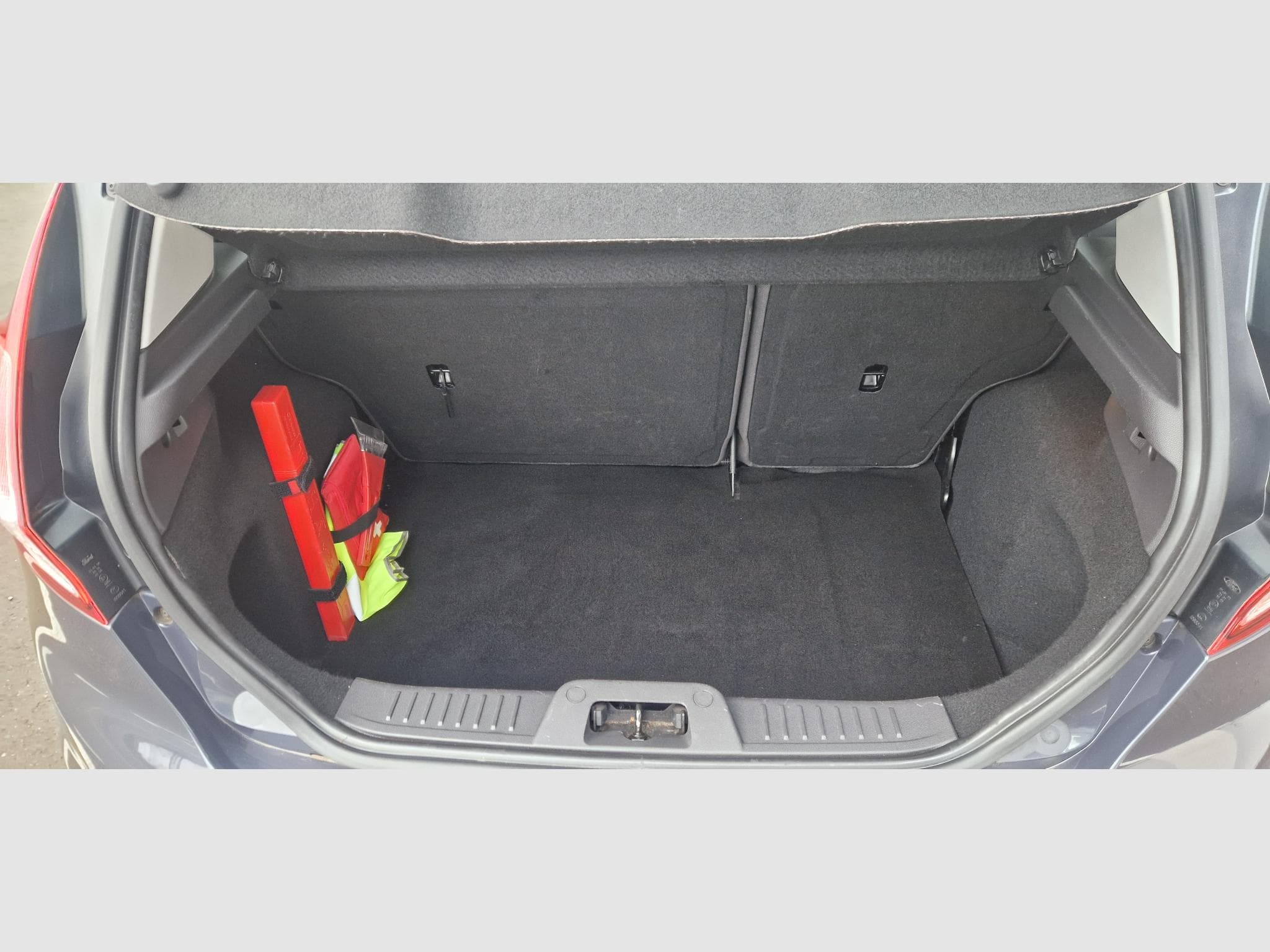 Ford Fiesta VII ph.2 1.6 tdci 95ch (2014) - Photo 15