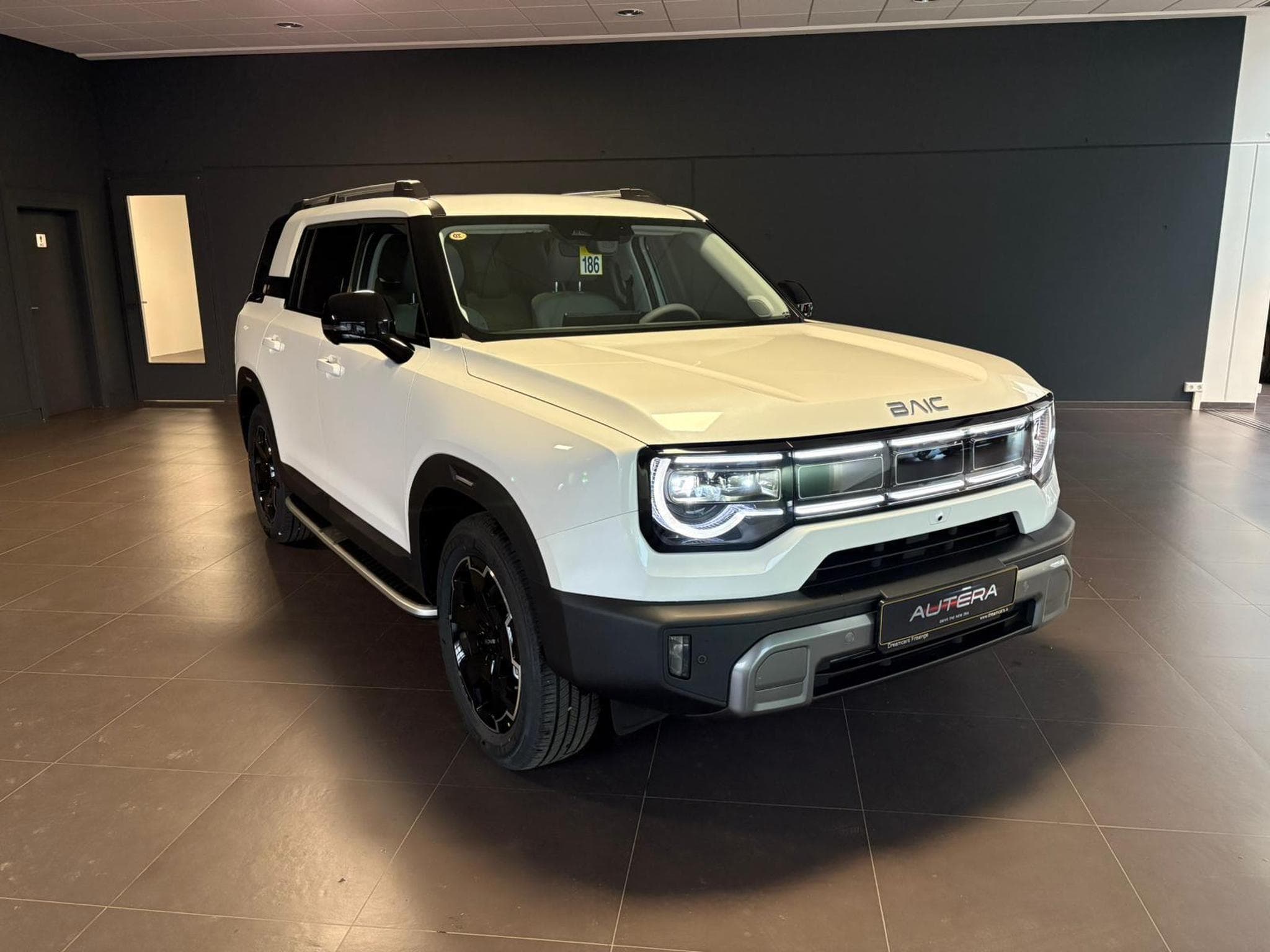 Baic BJ30 4x4 FULL HYBRID (2026) - Photo 1