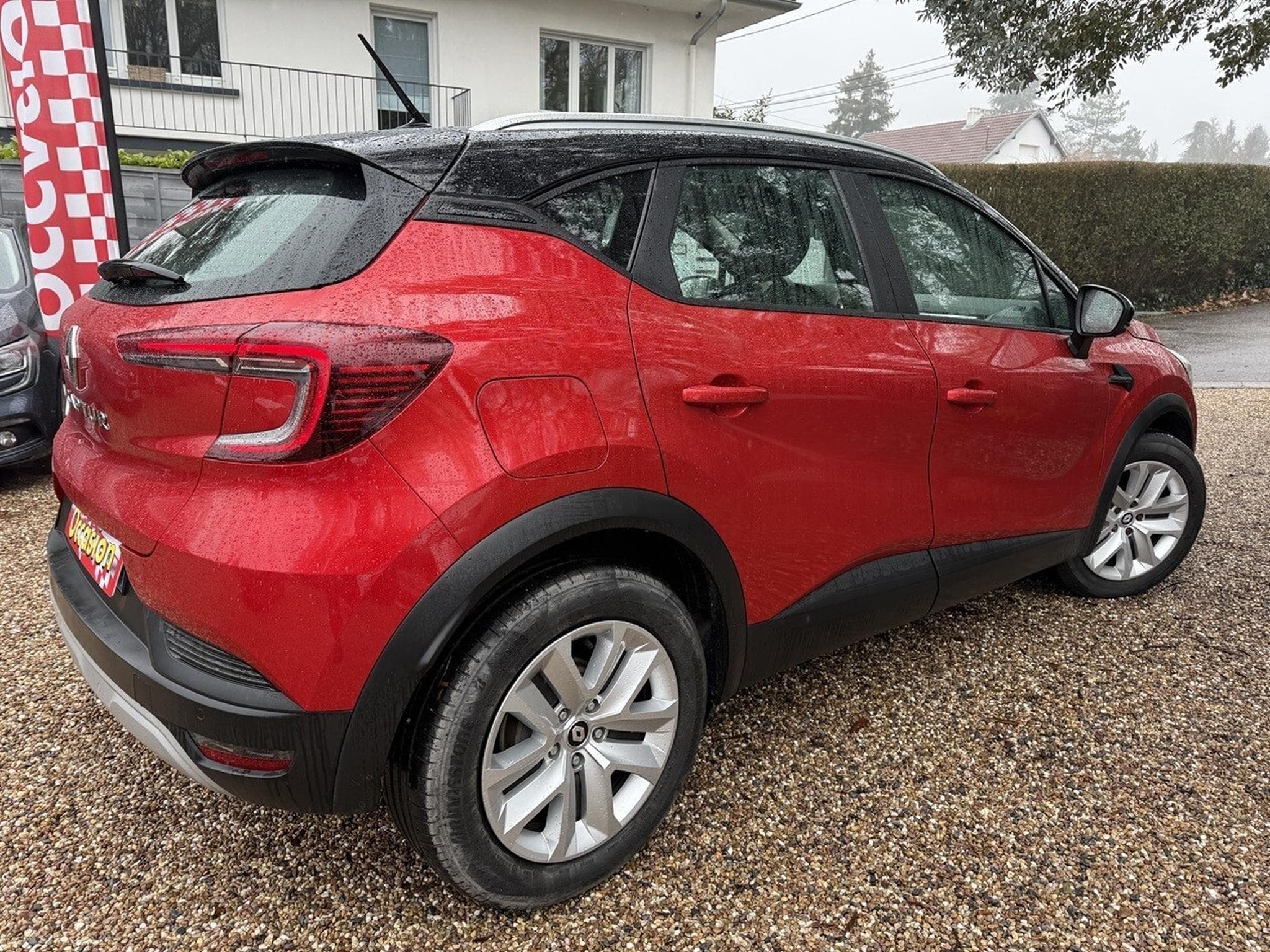 Renault Captur 1.3 TCE Mild Hybride 140 cv (2021) - Photo 4