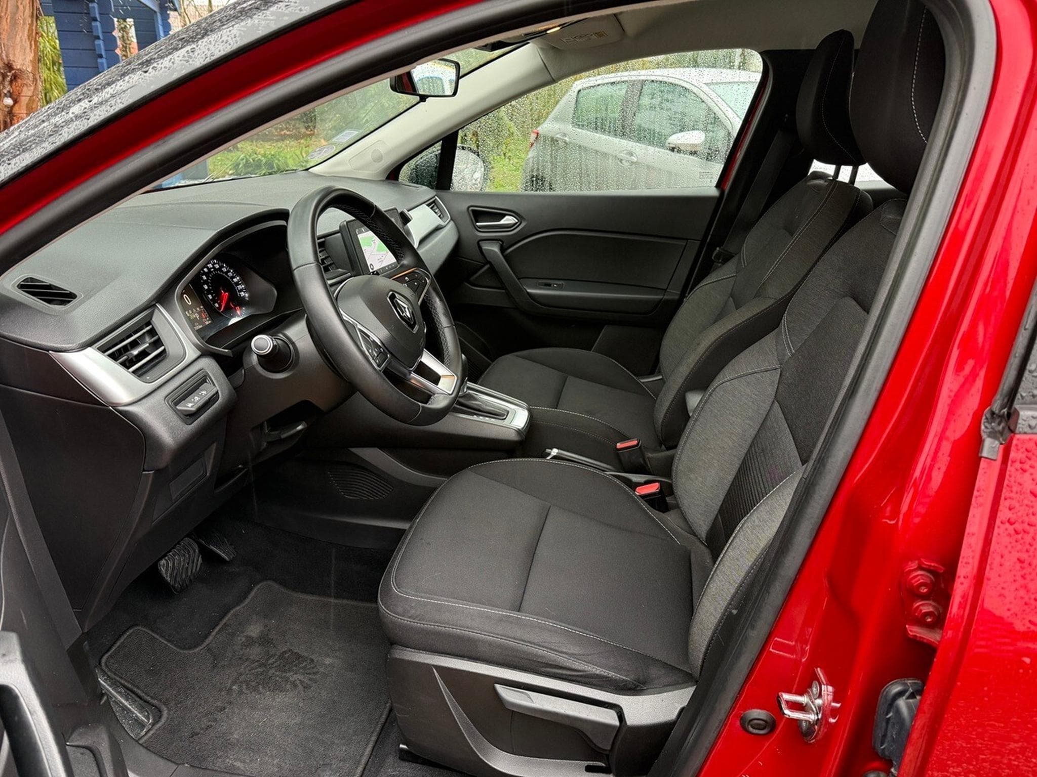 Renault Captur 1.3 TCE Mild Hybride 140 cv (2021) - Photo 6