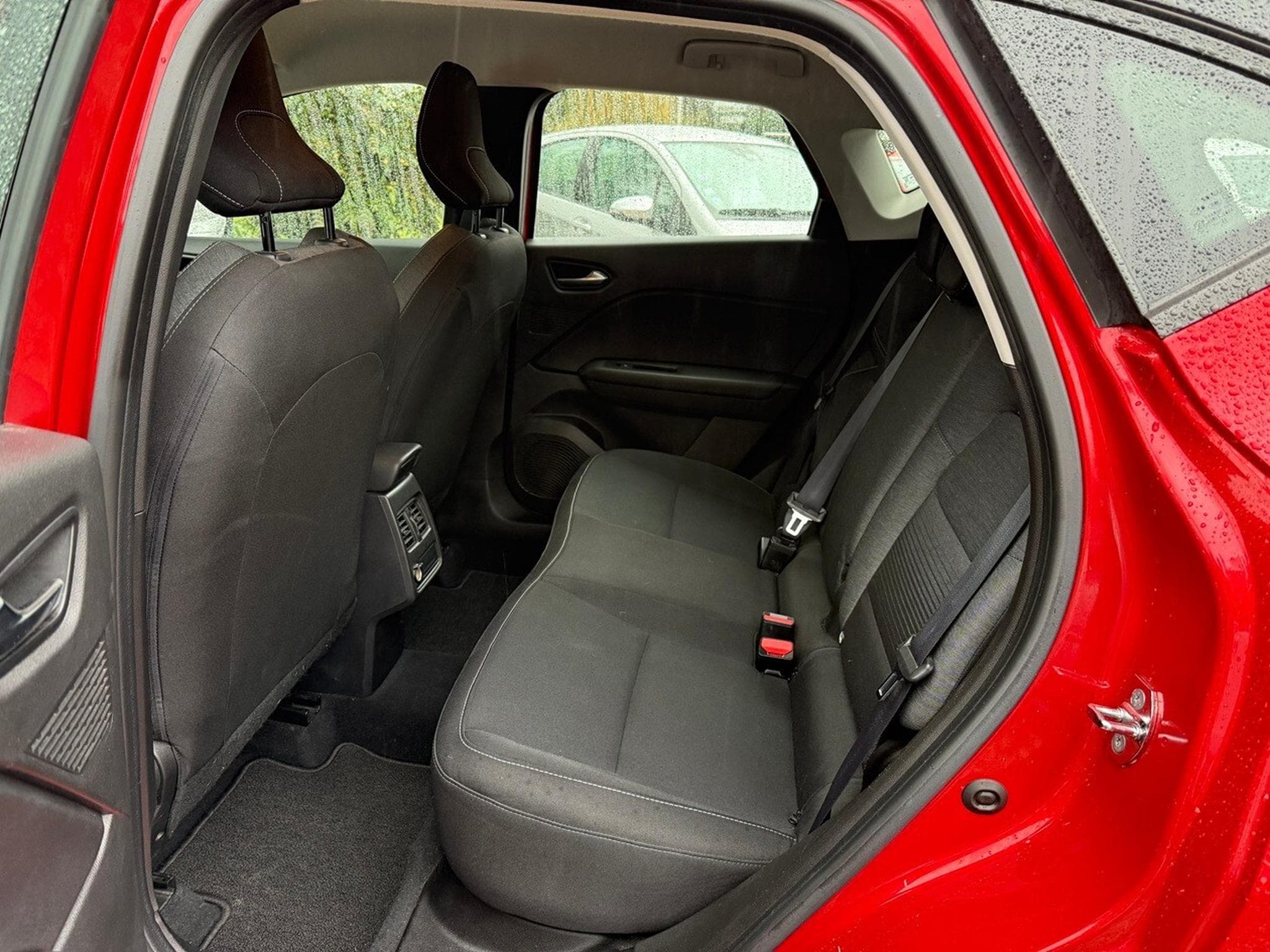 Renault Captur 1.3 TCE Mild Hybride 140 cv (2021) - Photo 10