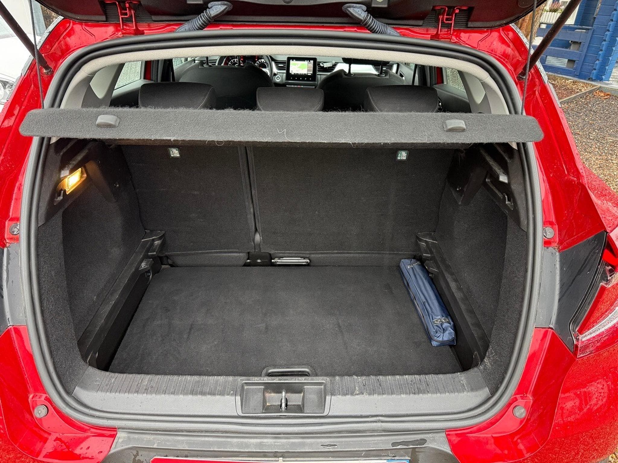 Renault Captur 1.3 TCE Mild Hybride 140 cv (2021) - Photo 11